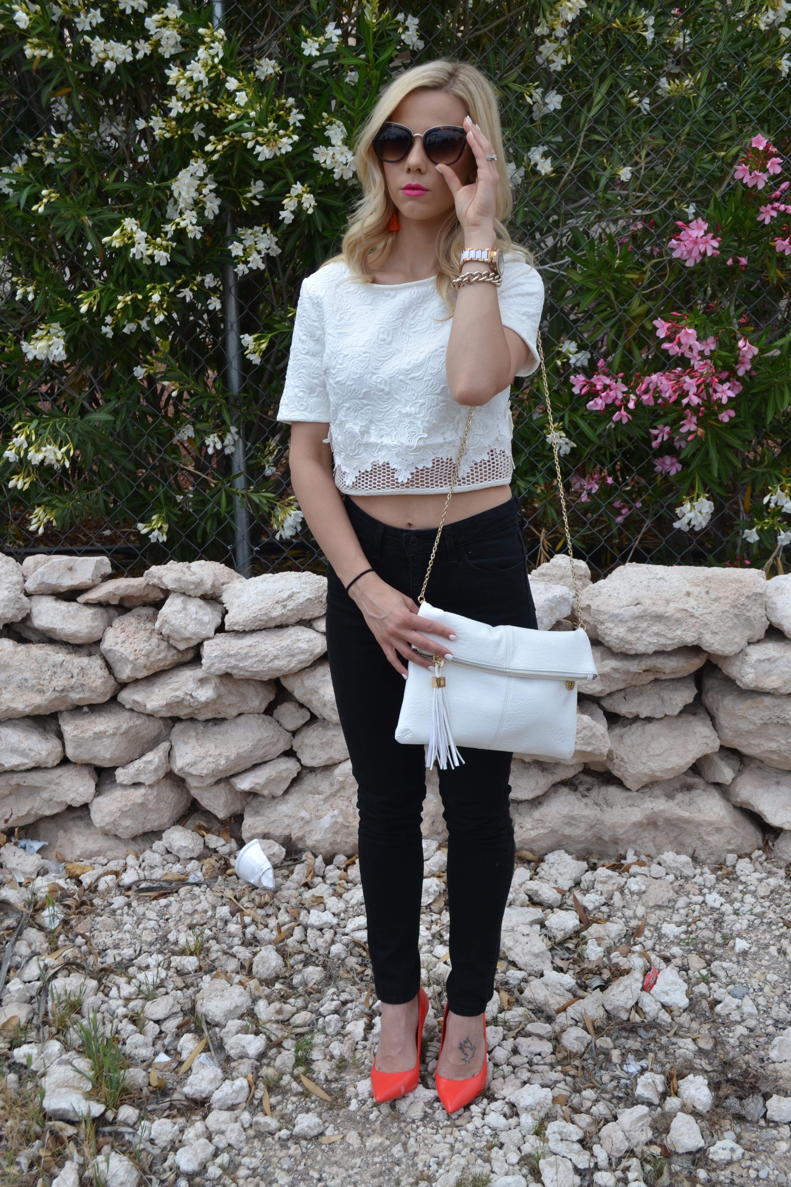 10 Essentials Every Woman Should Have