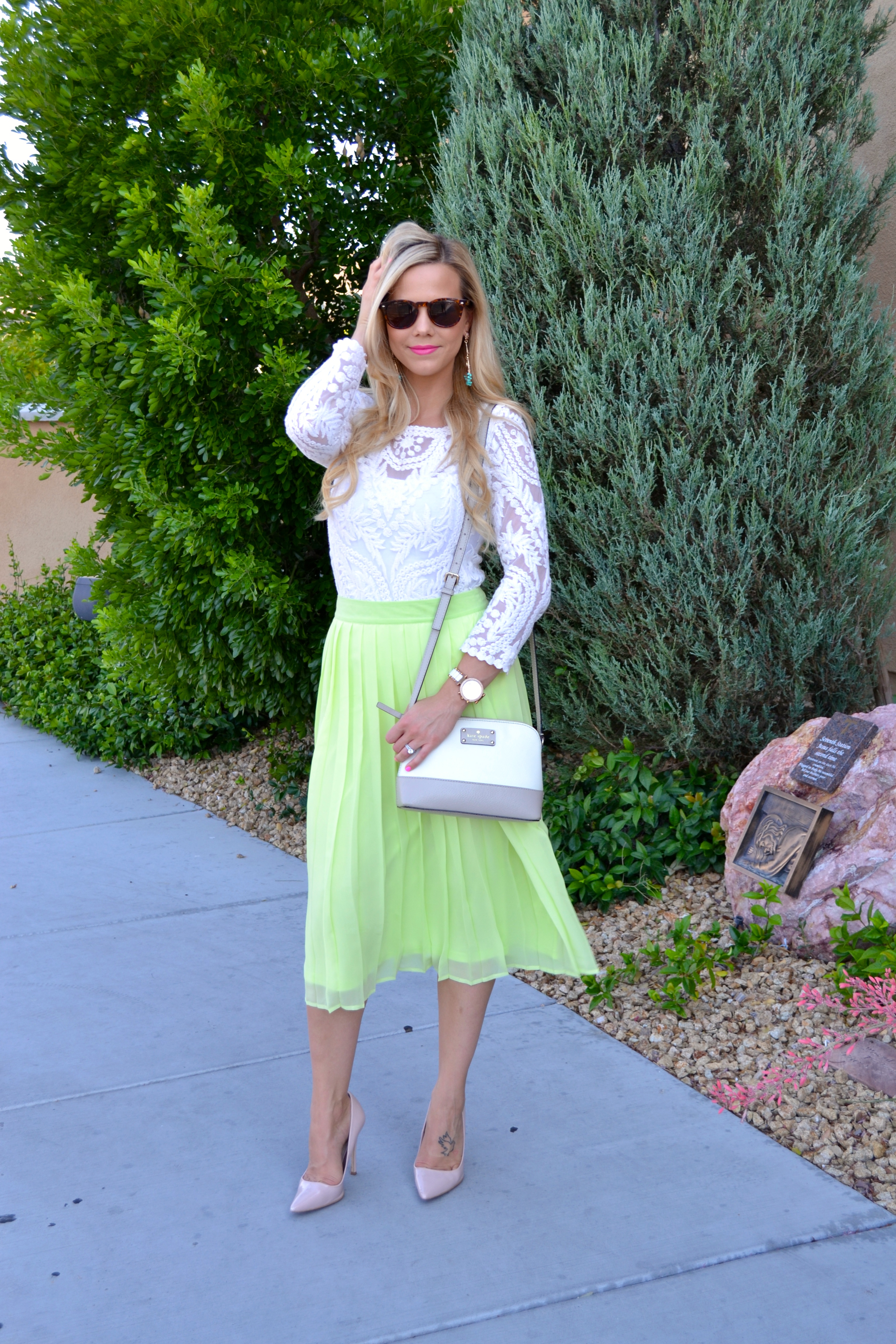 Fashion Blogger glamlifeliving.com |Green Pleated Skirt and Lace Top|