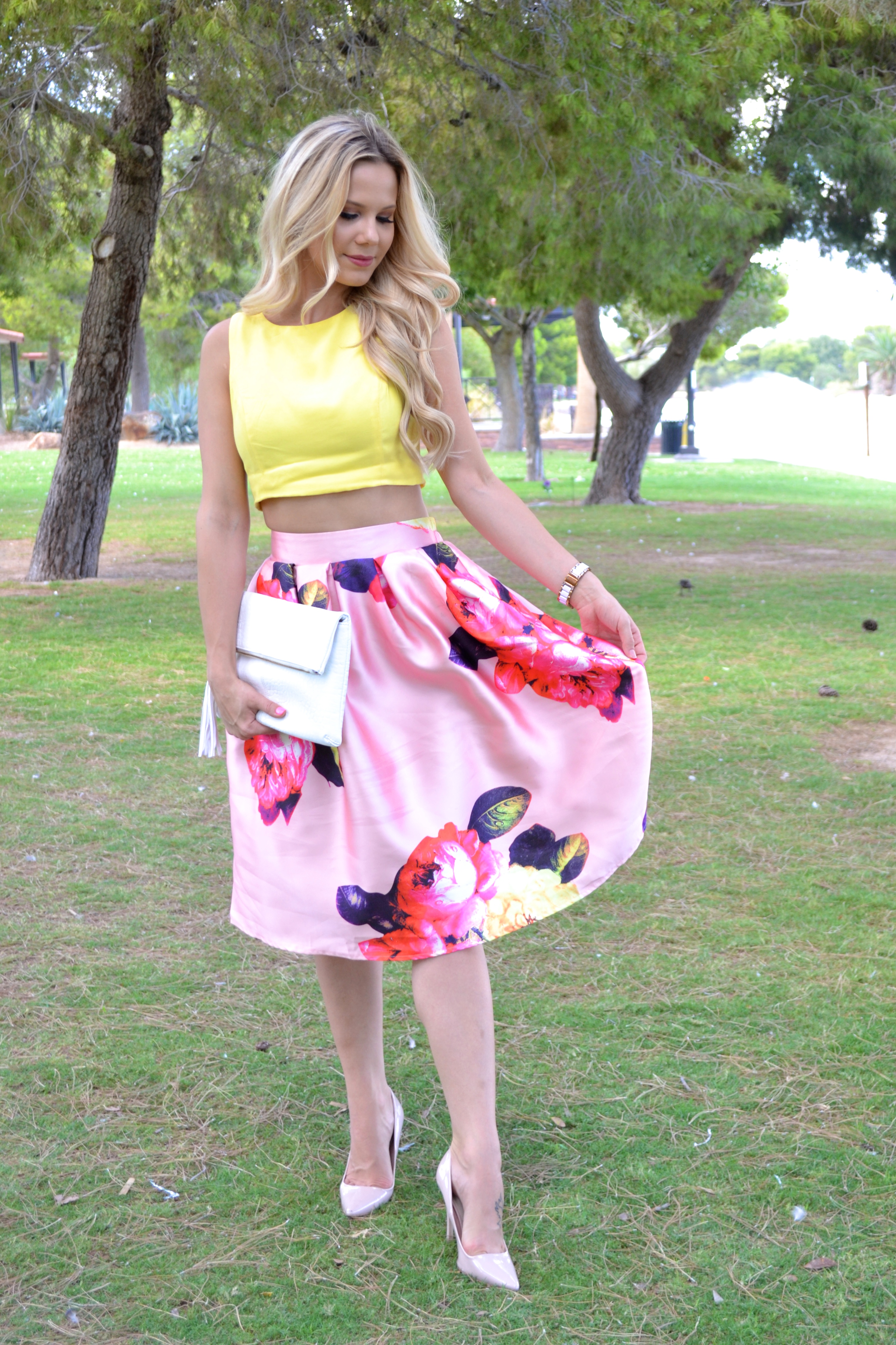 Fashion Blogger in Floral Midi Skirt and Yellow Crop Top