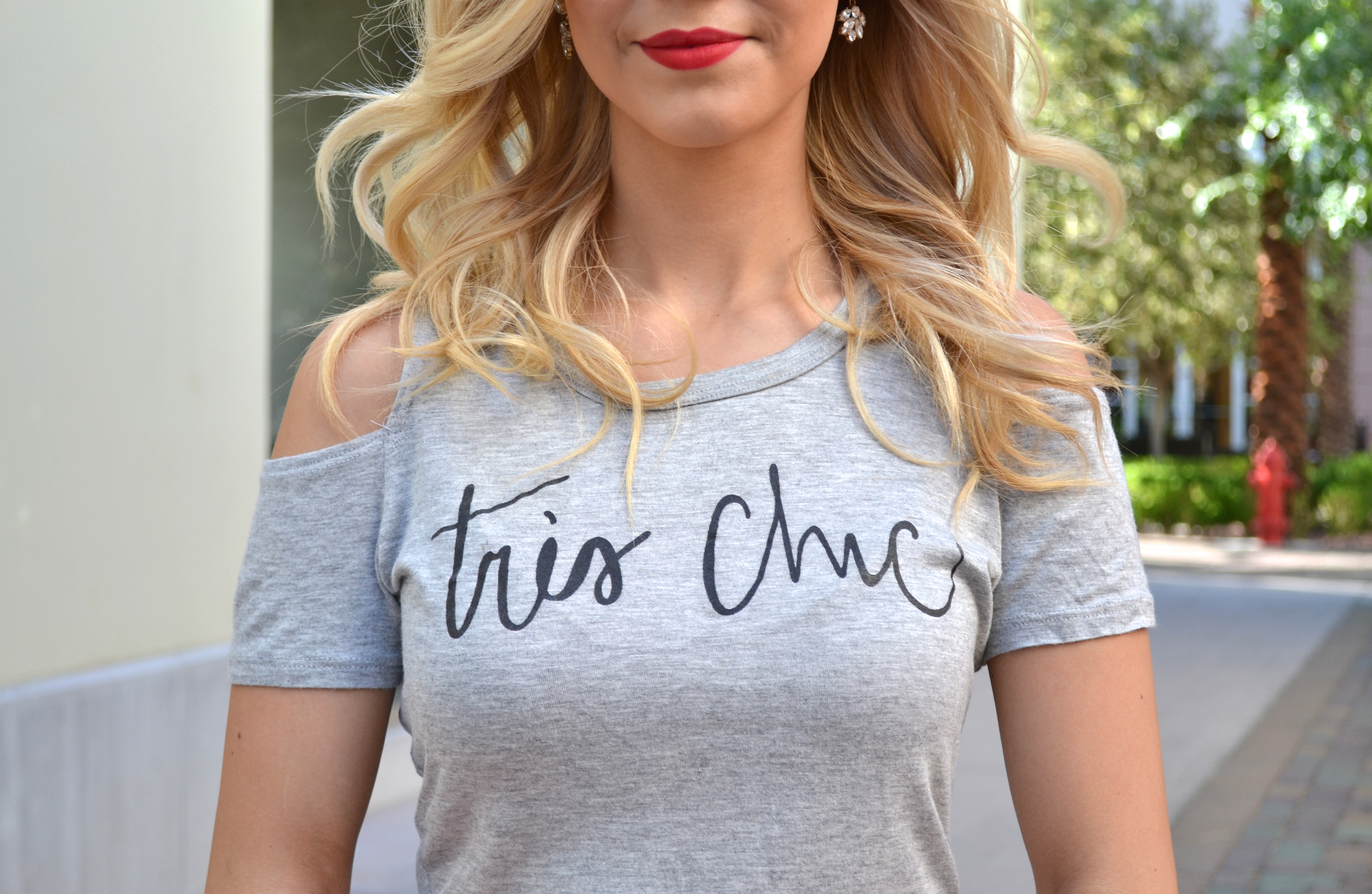 Très Chic T Shirt |glamlifeliving.com|