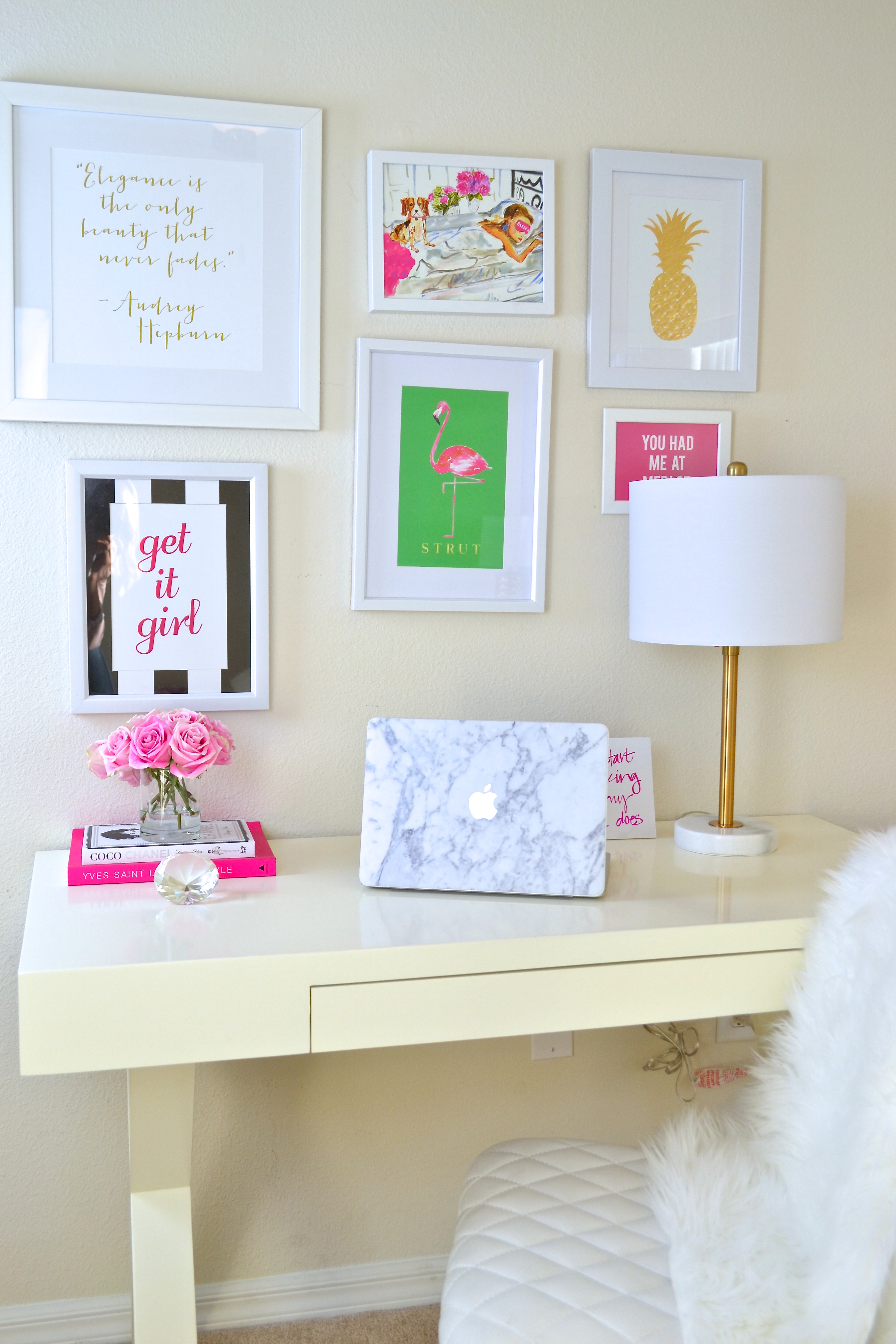 Gallery Wall and Home Office of glamlifeliving.com |How to Glam Your Desk|