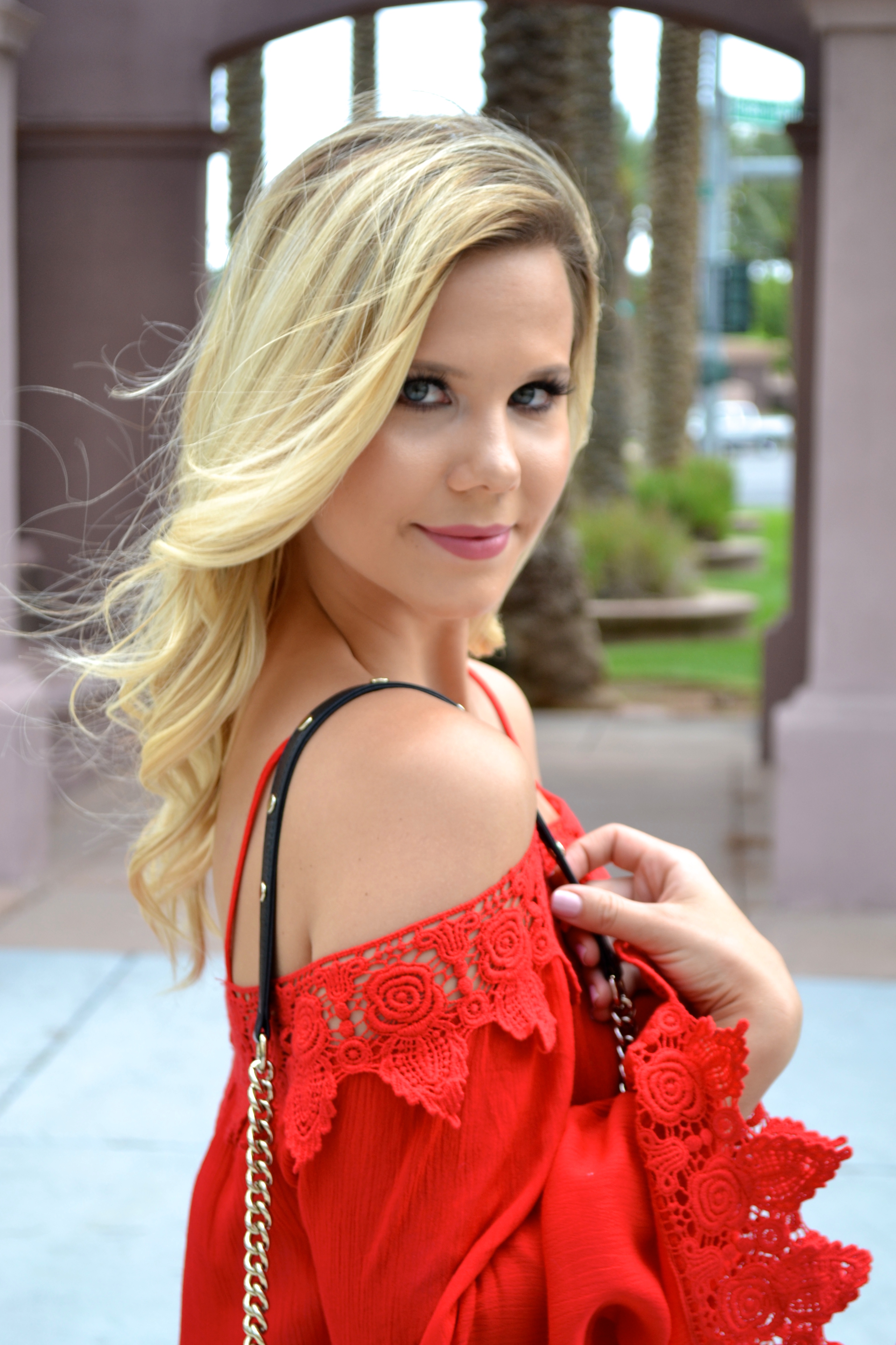 Hannah Fashion Blogger of glamlifeliving.com |Red Lace Cold Shoulder Fall Transition Dress|