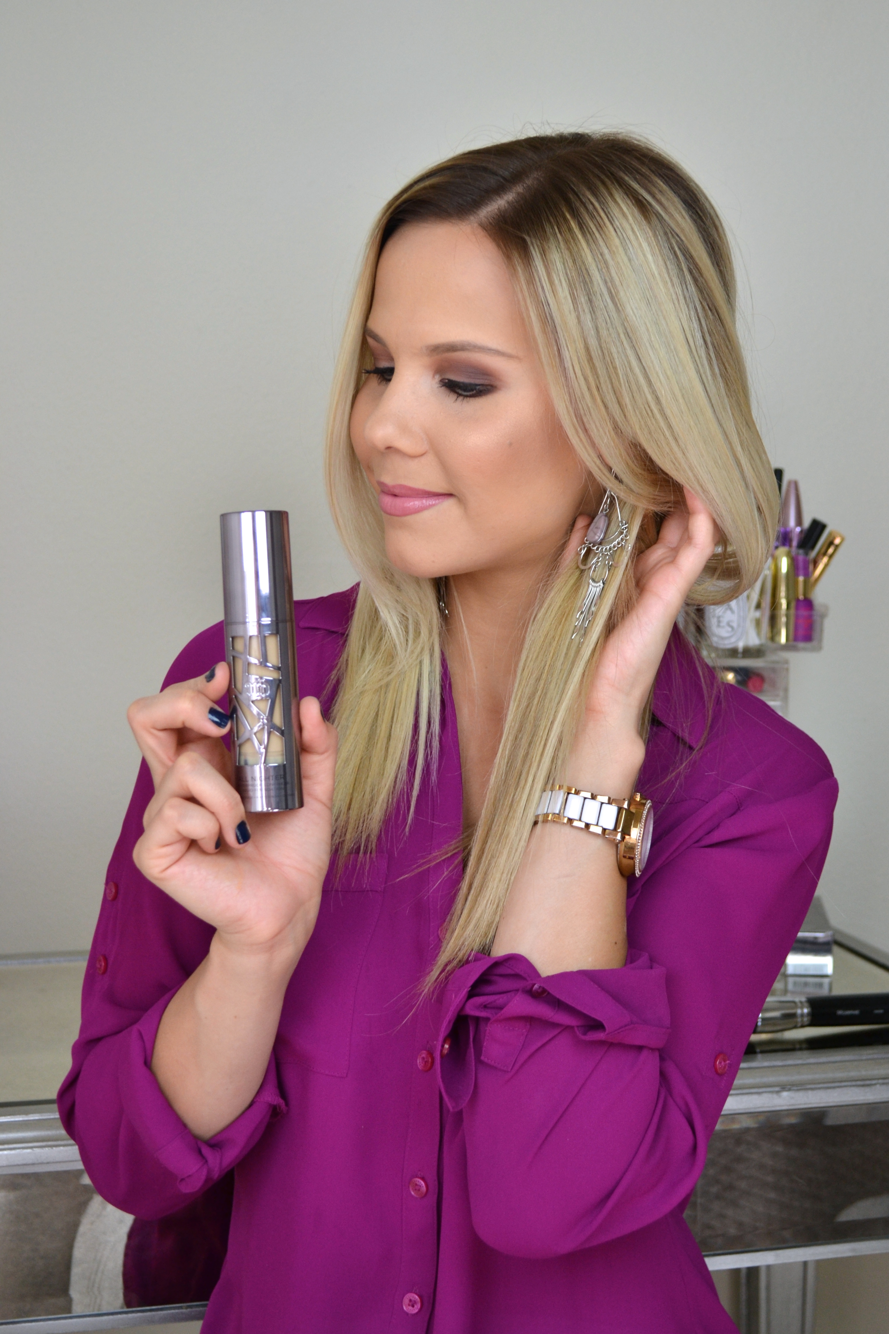 Urban Decay All Nighter Foundation Review on glamlifeliving.com