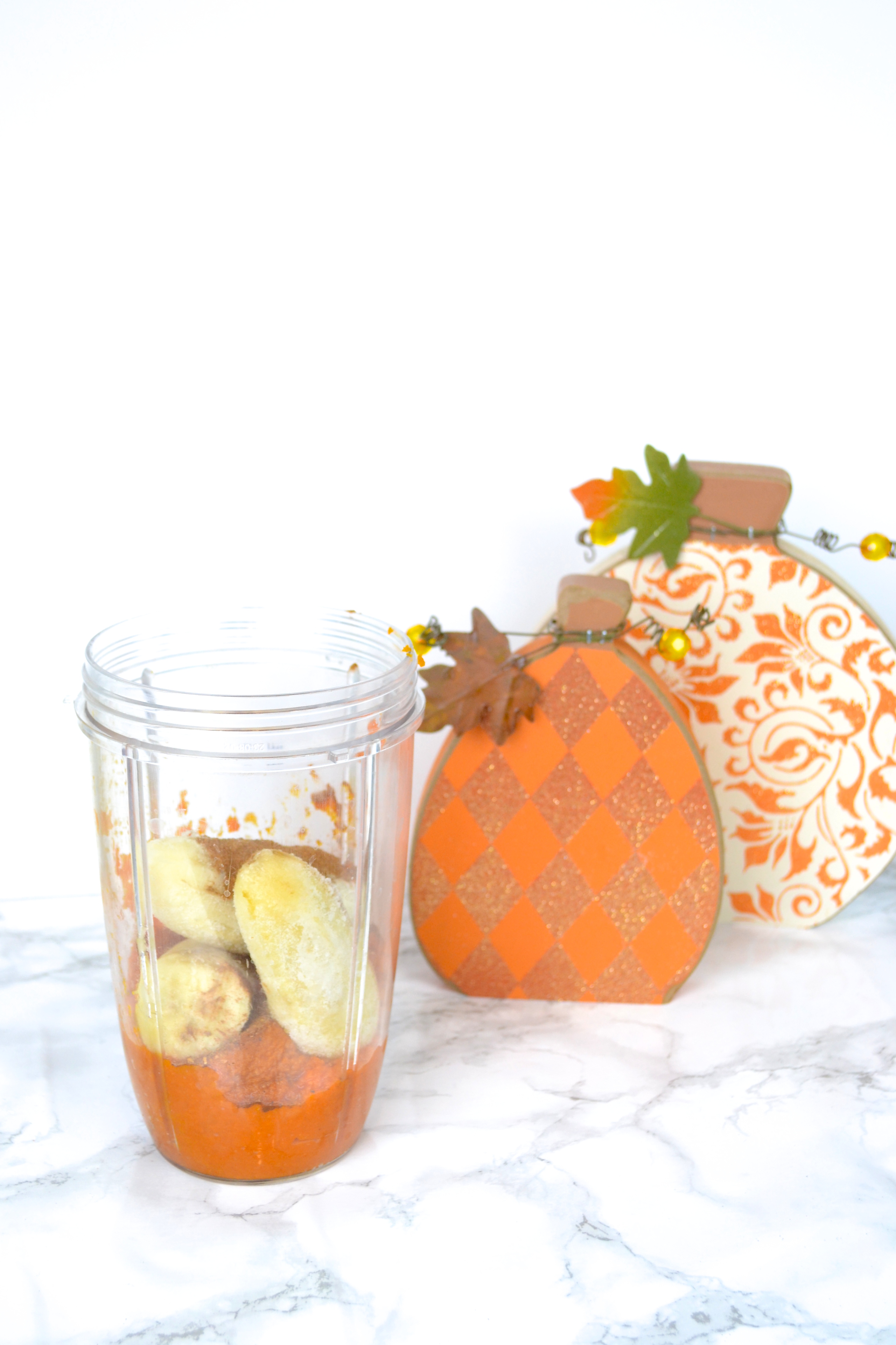 Healthy Pumpkin Smoothie Recipe on glamlifeliving.com