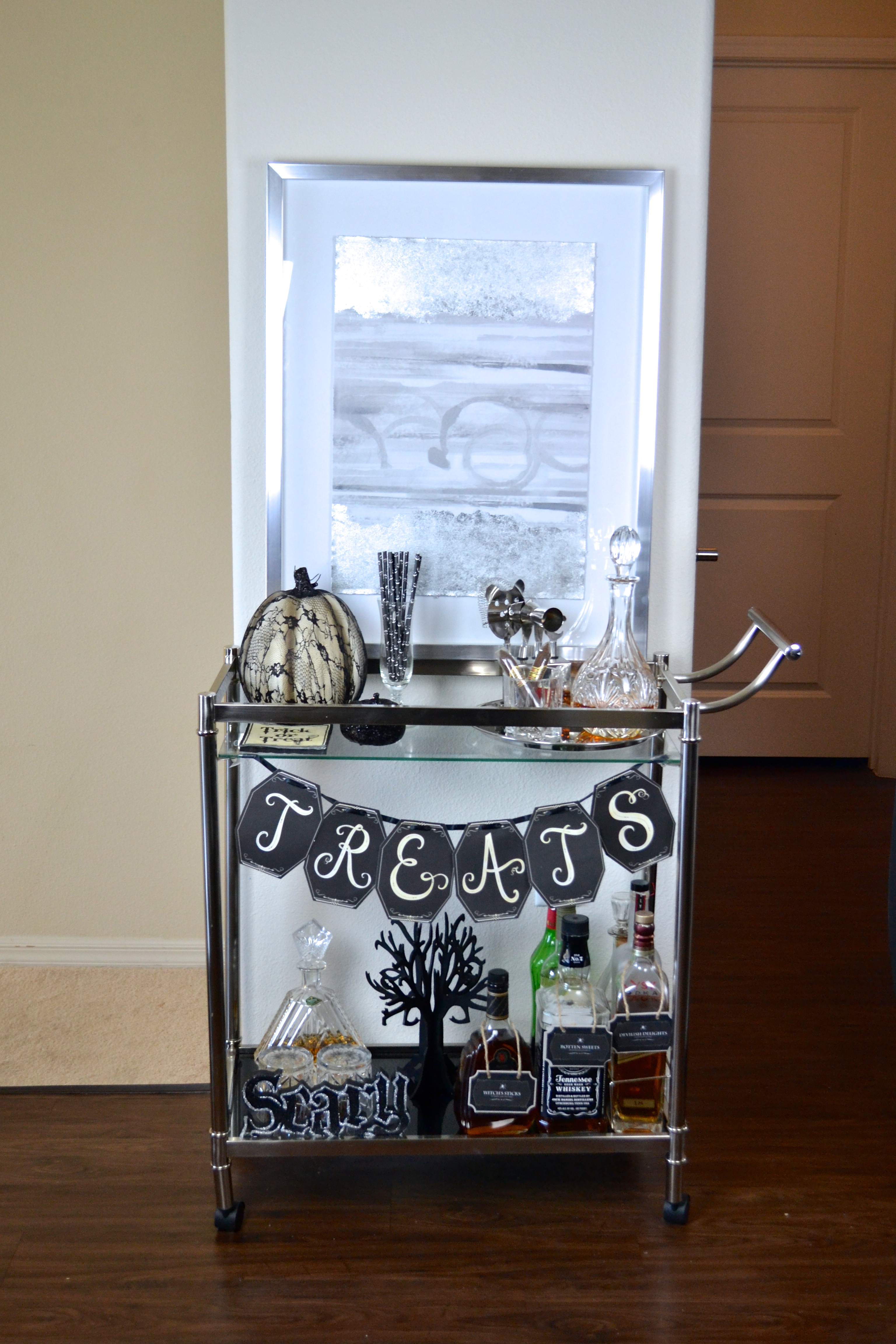 Decorate Your Bar Cart for Halloween |Glam Life Living|