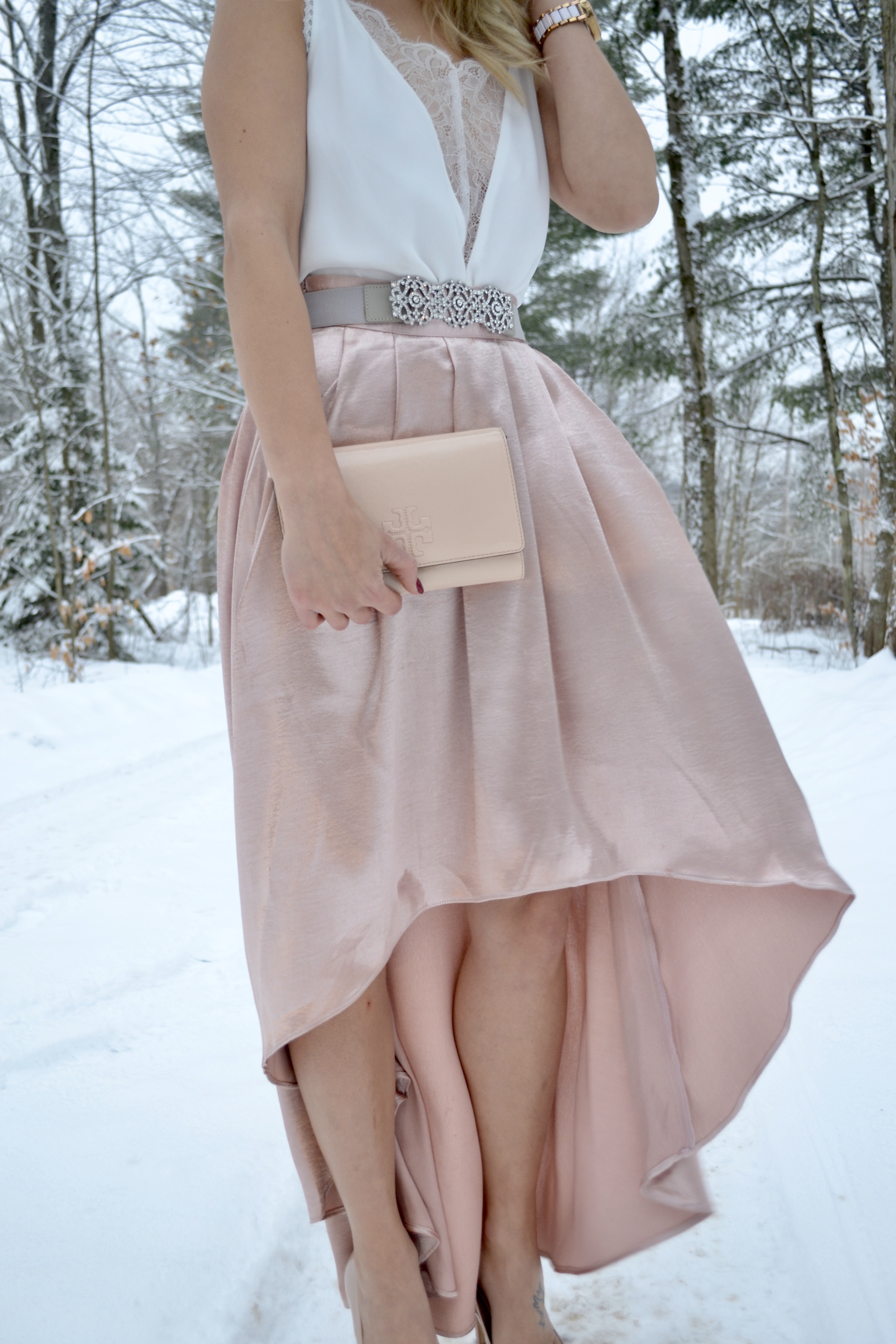What to Wear This Christmas |metallic skirt, came, and clutch, with glitter belt|
