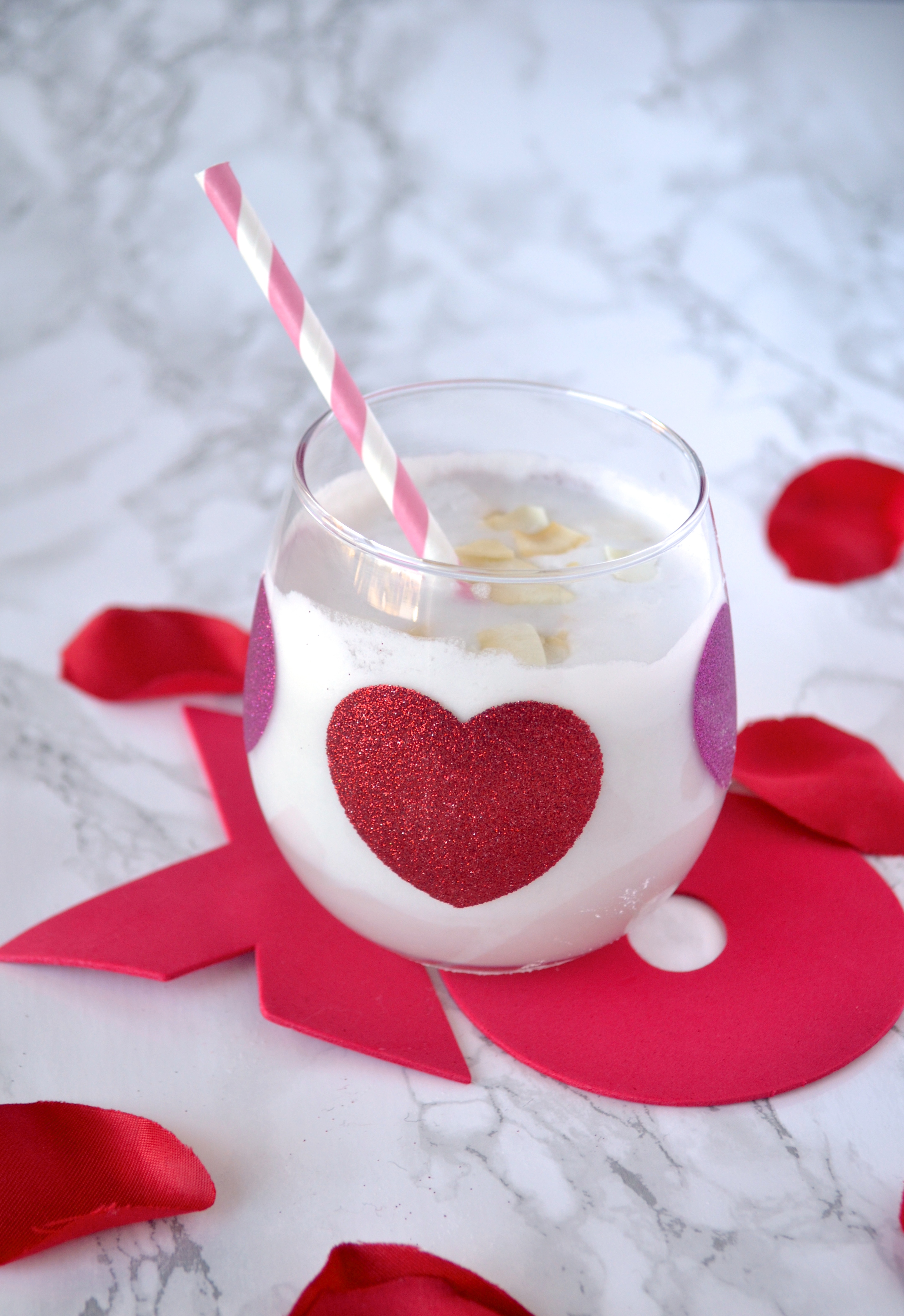 Coconut Cloud Cocktail for Valentine's Day on glamlifeliving.com