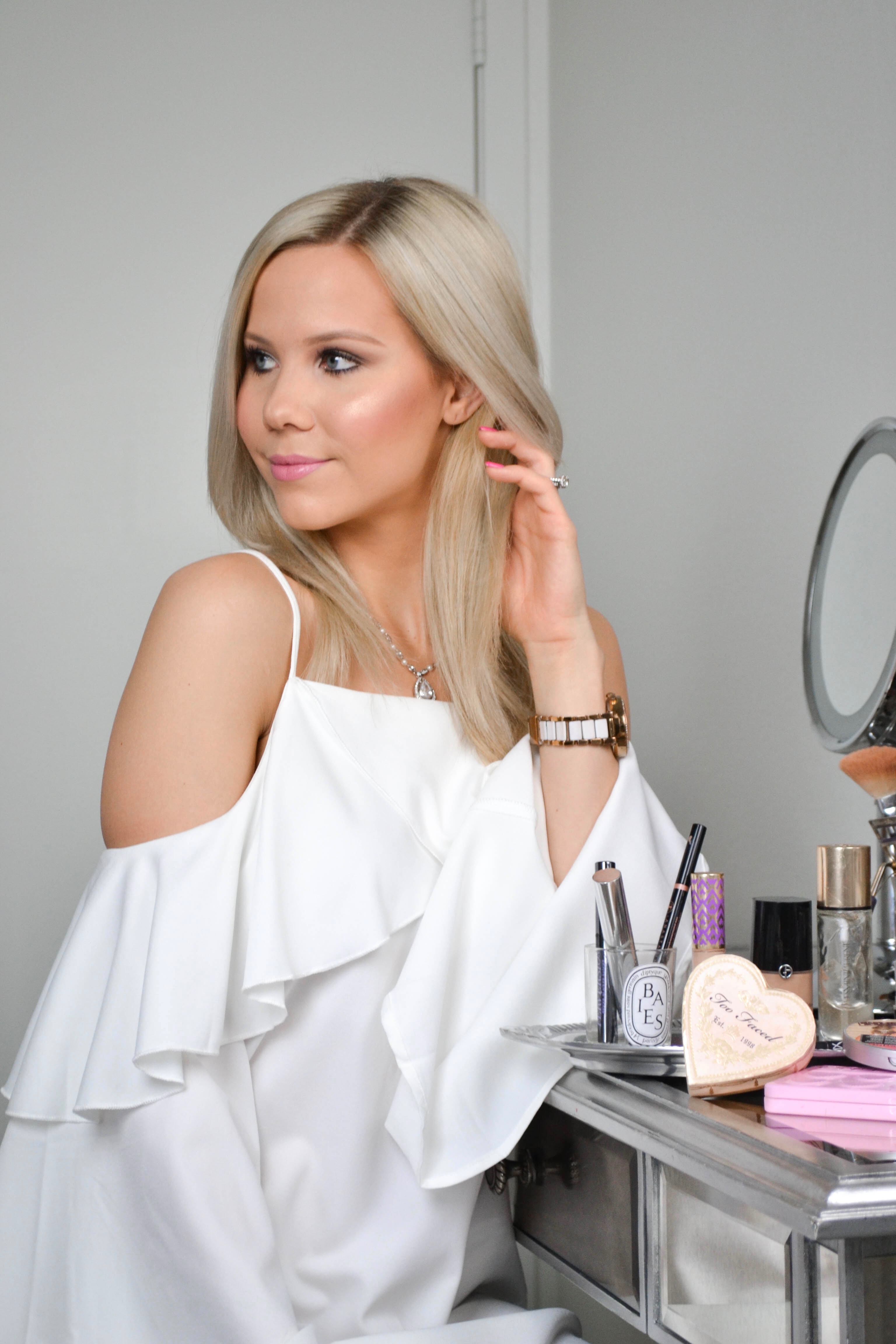 Soft and Easy Valentine's Day Romantic Makeup Look on Glam Life Living