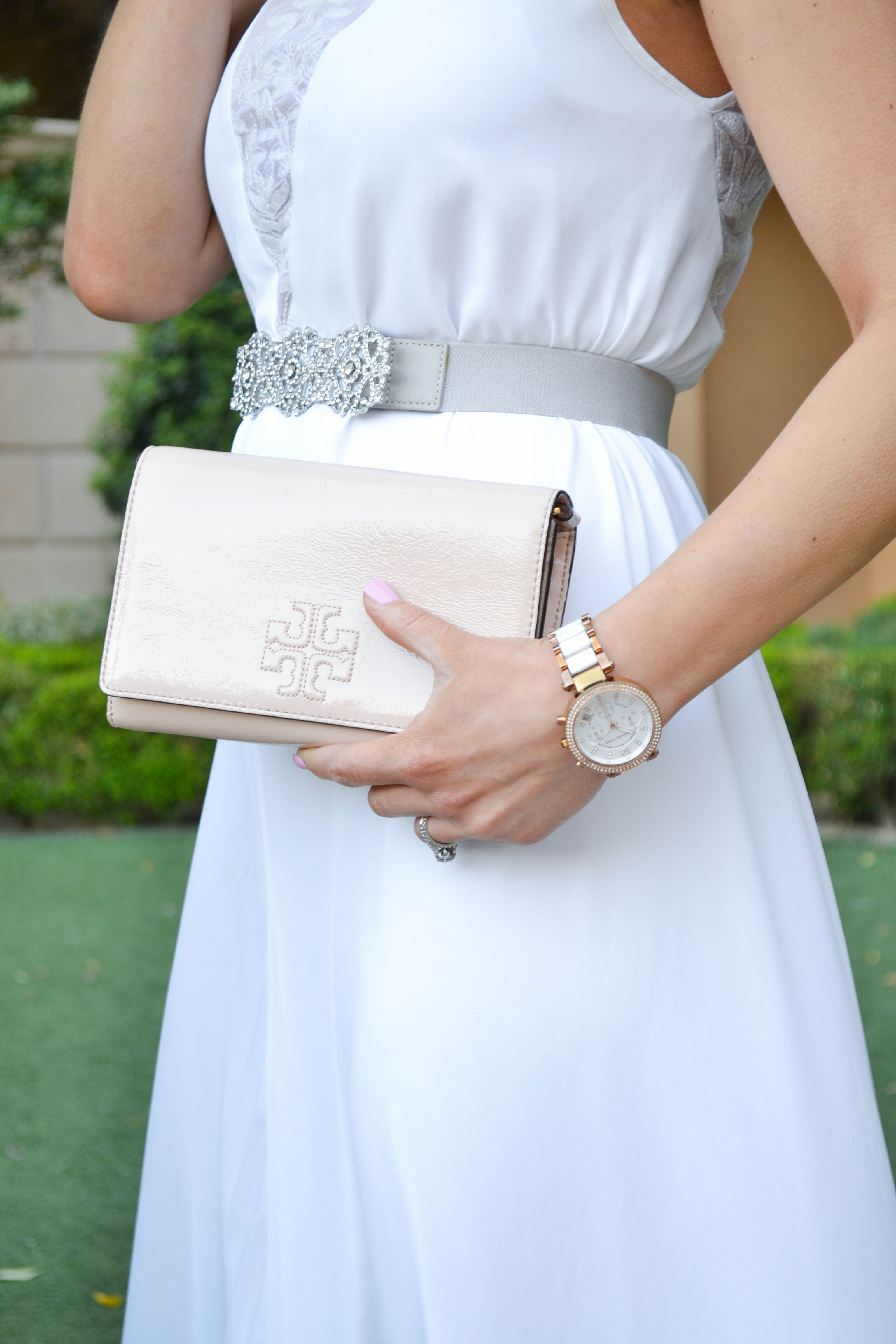 Tory Burch Clutch, white dress, bridal dress, how to dress for an event