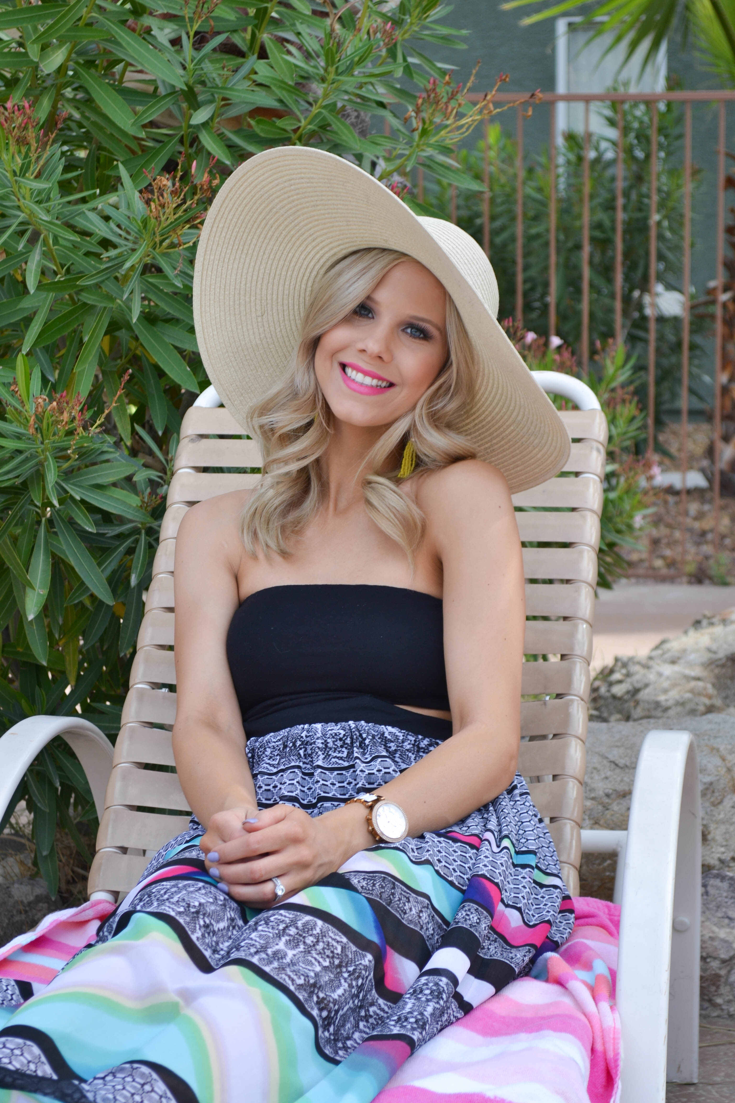 fashion blogger glamlifeliving |What to Wear to the Pool|