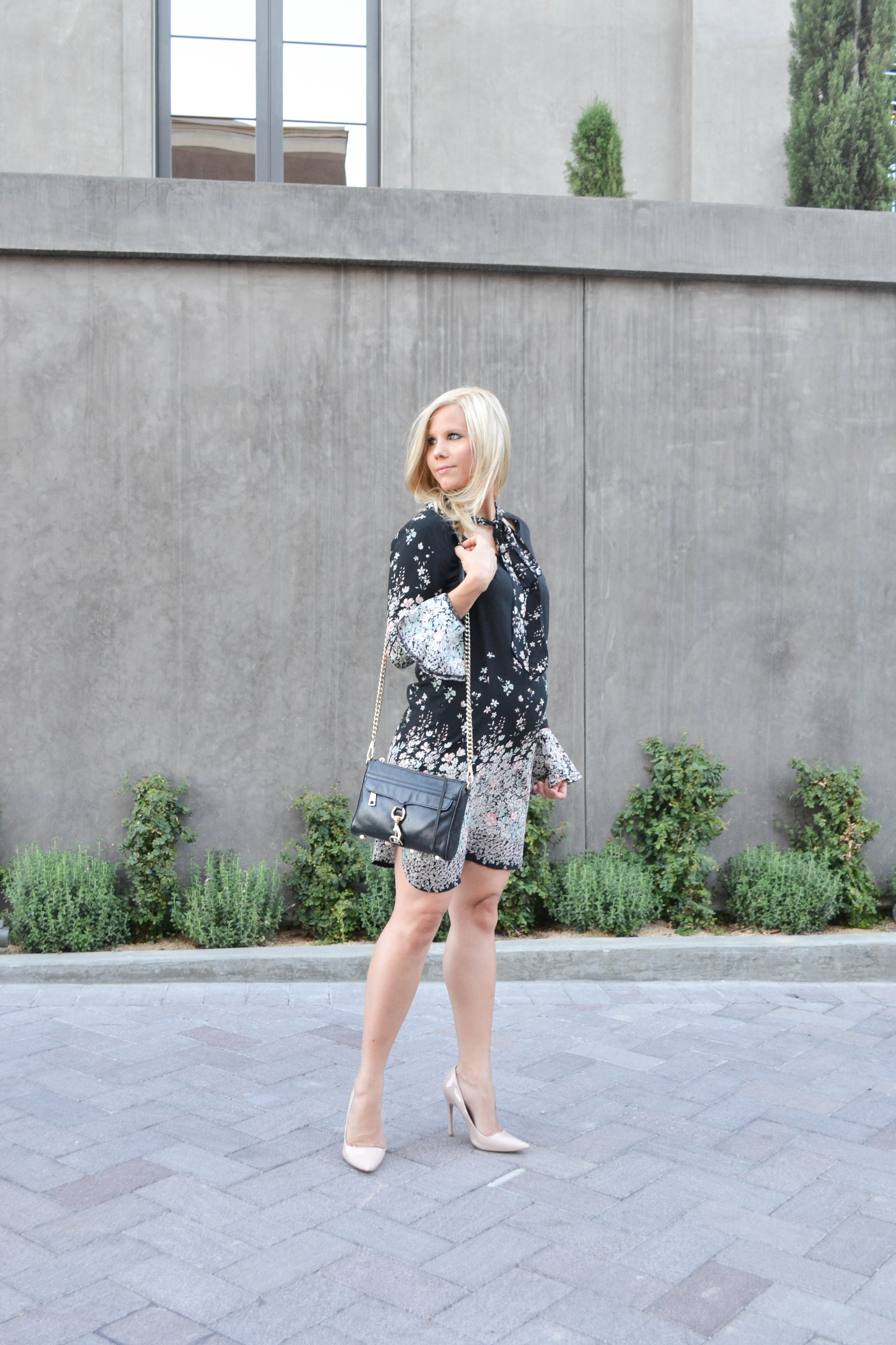 fashion blogger, street style, summer dress, black floral dress, get that look