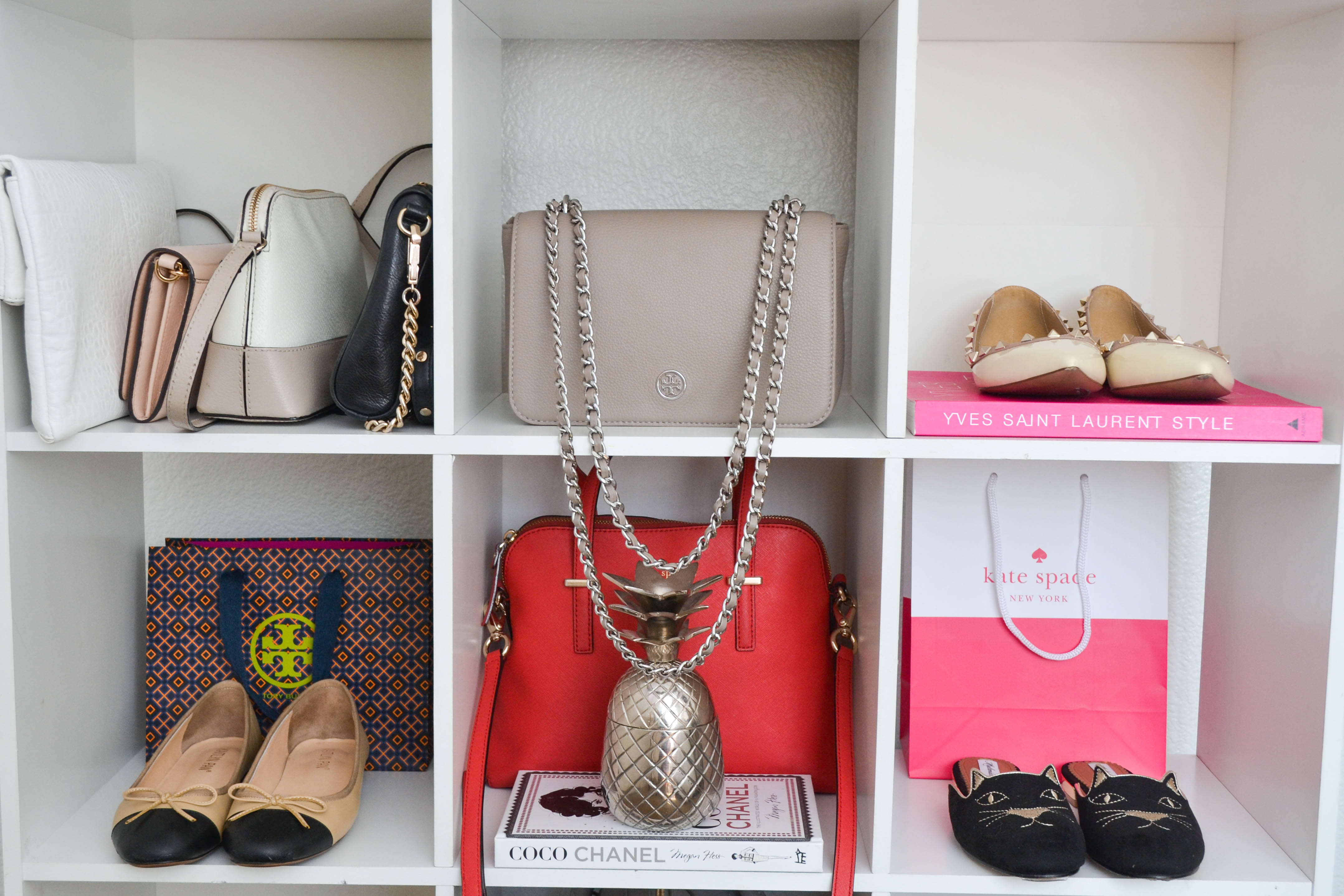 purse organization, handbag organization, how to store your shoes and handbags