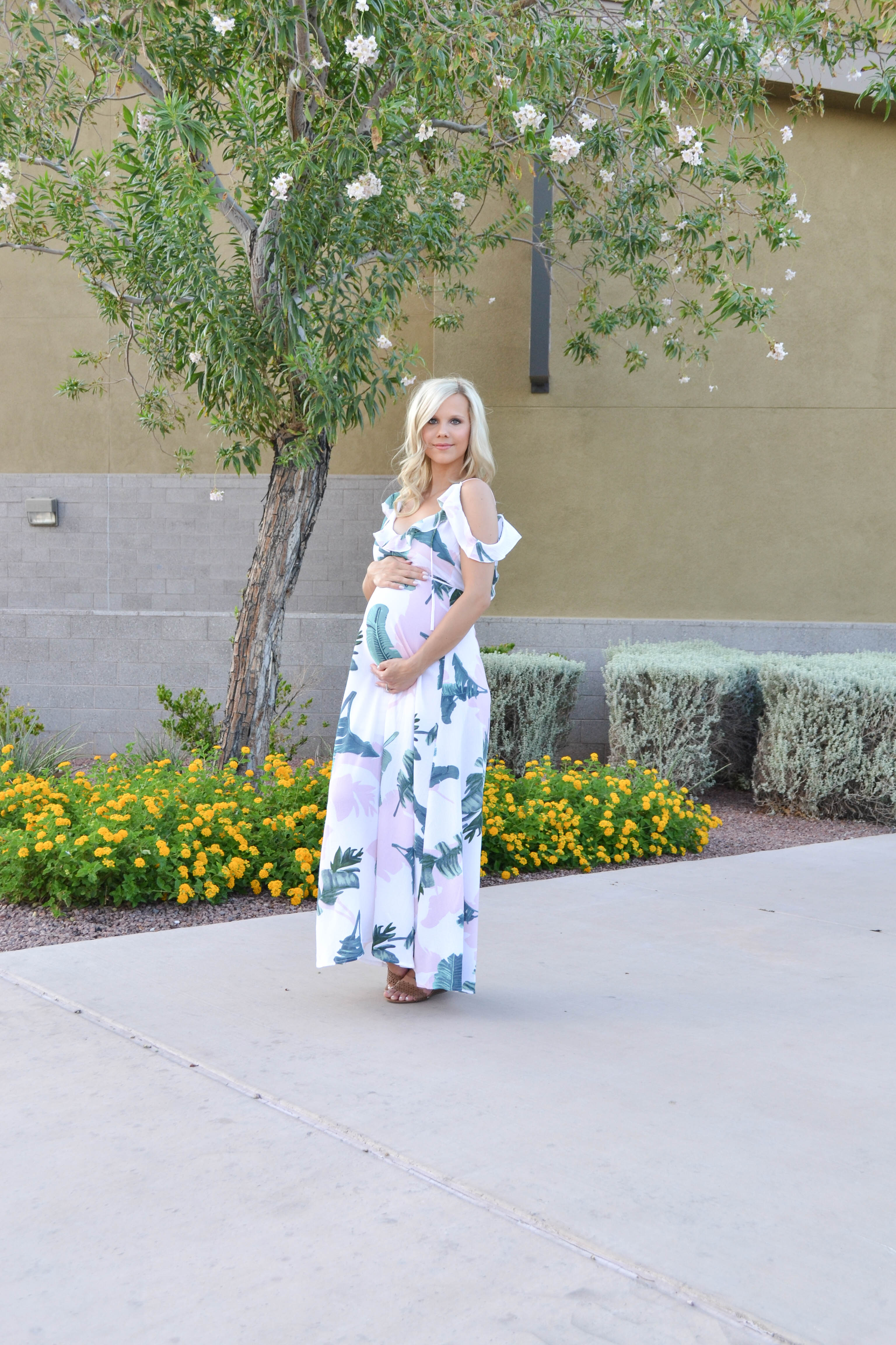 summer maxi dress, palm print dress, summer pregnancy style, maternity, baby bump, pregnant blogger