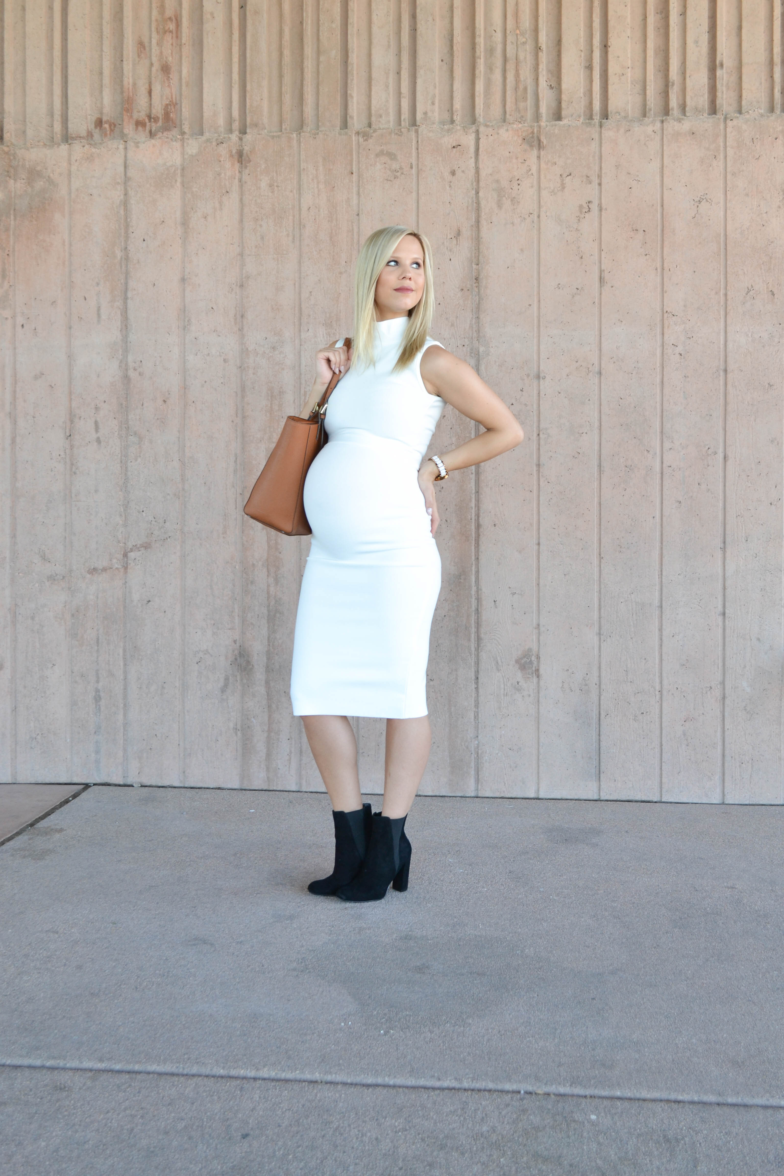 white body con dress, pregnancy style, maternity style, pregnant blogger