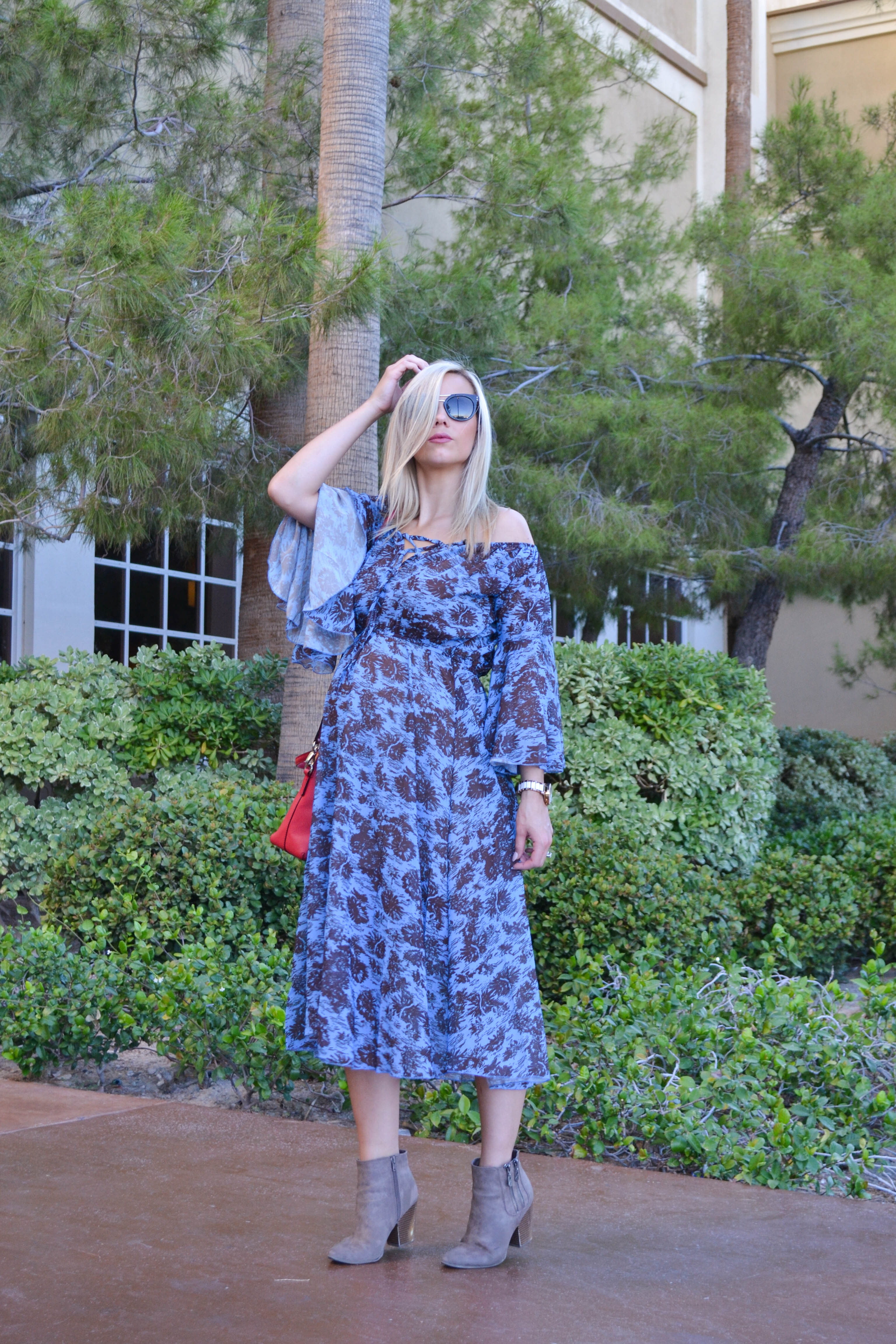 Fall Pregnancy Fashion, pregnant blogger, blue off the shoulder chiffon dress