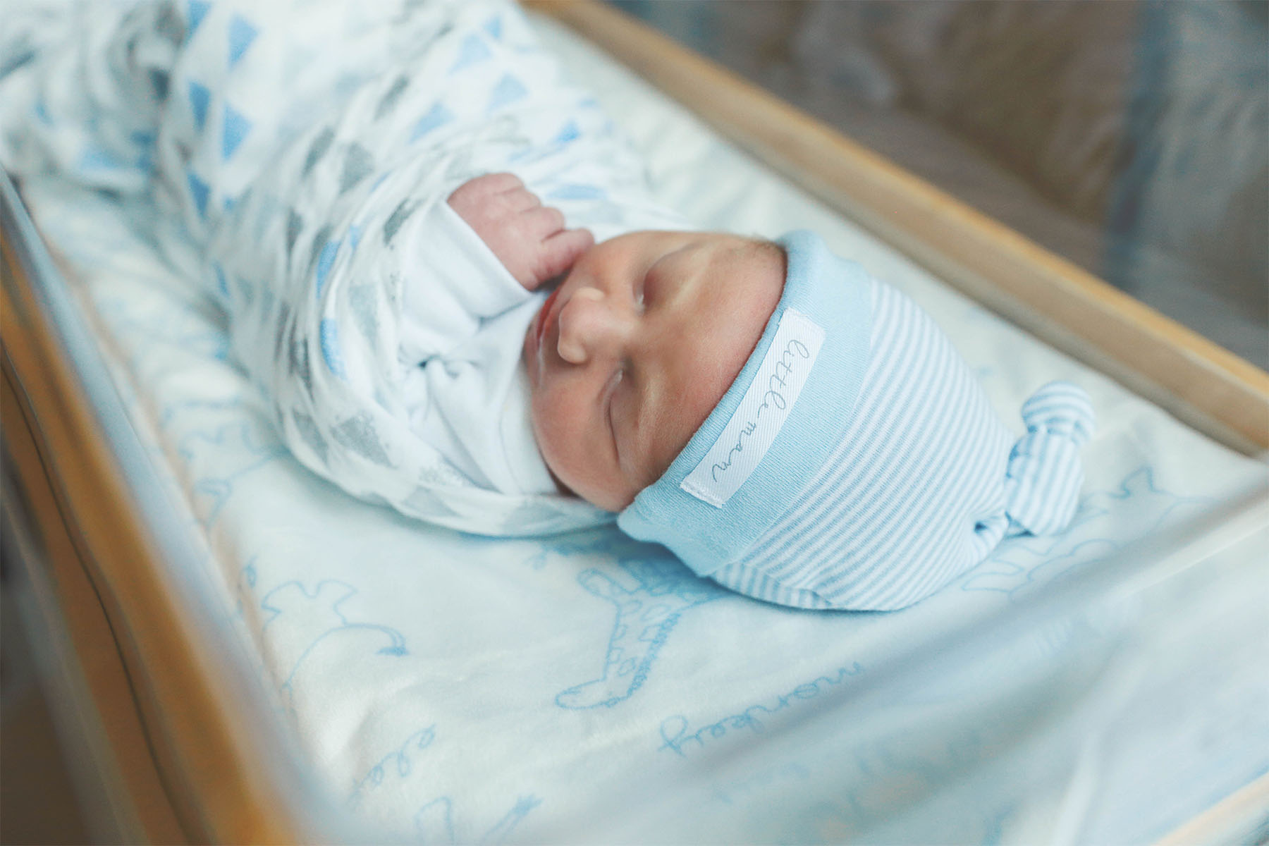 little man hat| newborn photos|