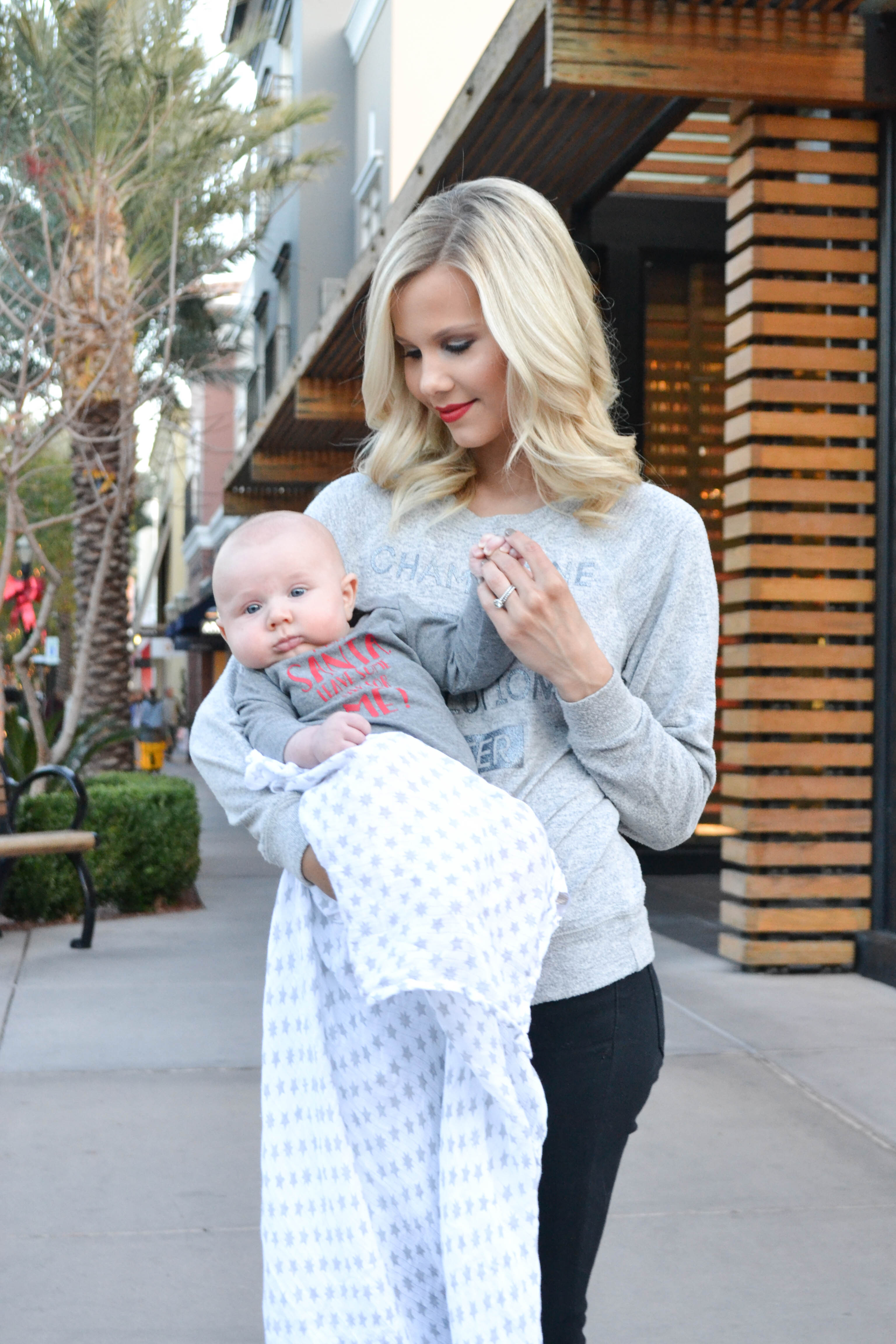 baby, newborn, fashion blogger and baby, mom blogger