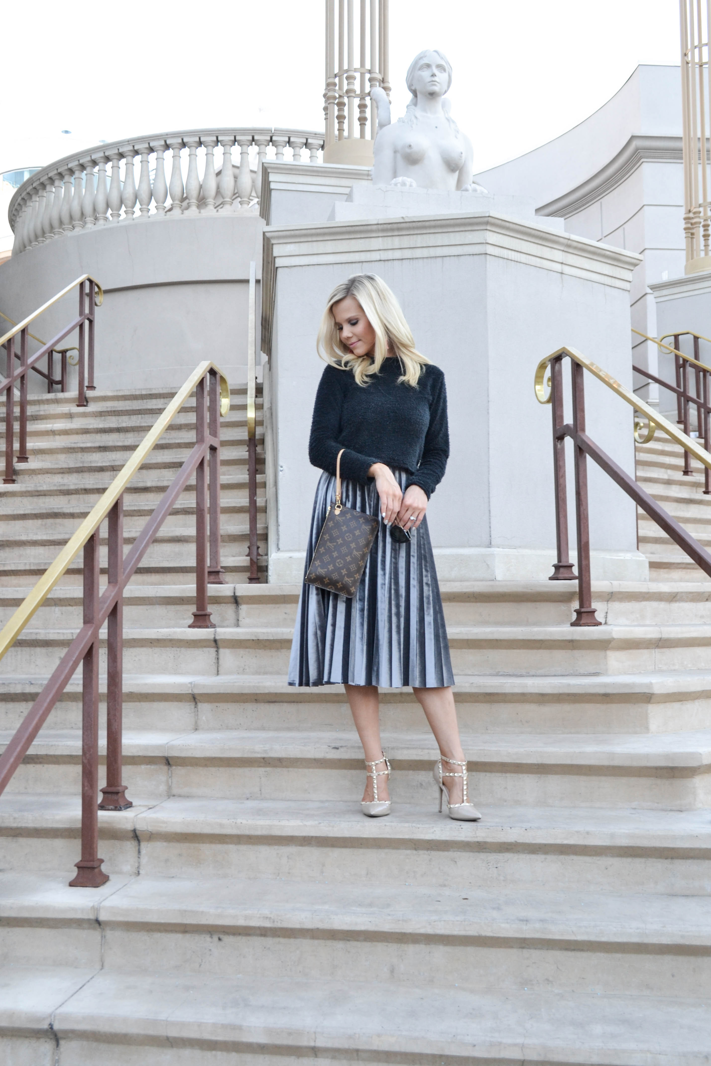 metallic midi skirt, new years eve outfit, date night outfit, fashion blogger 