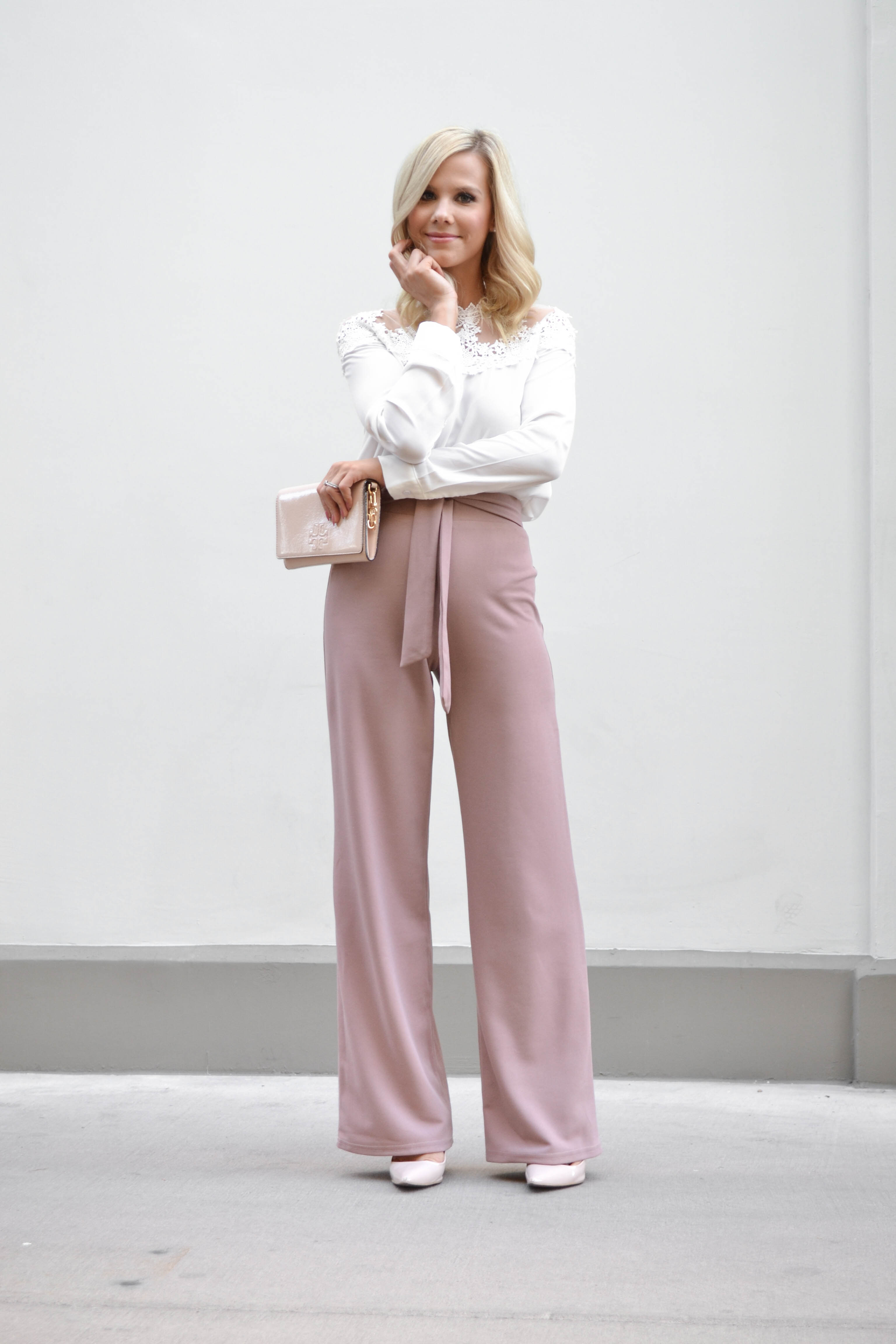 fun mauve palazzo pants, trendy pants, oversized pants