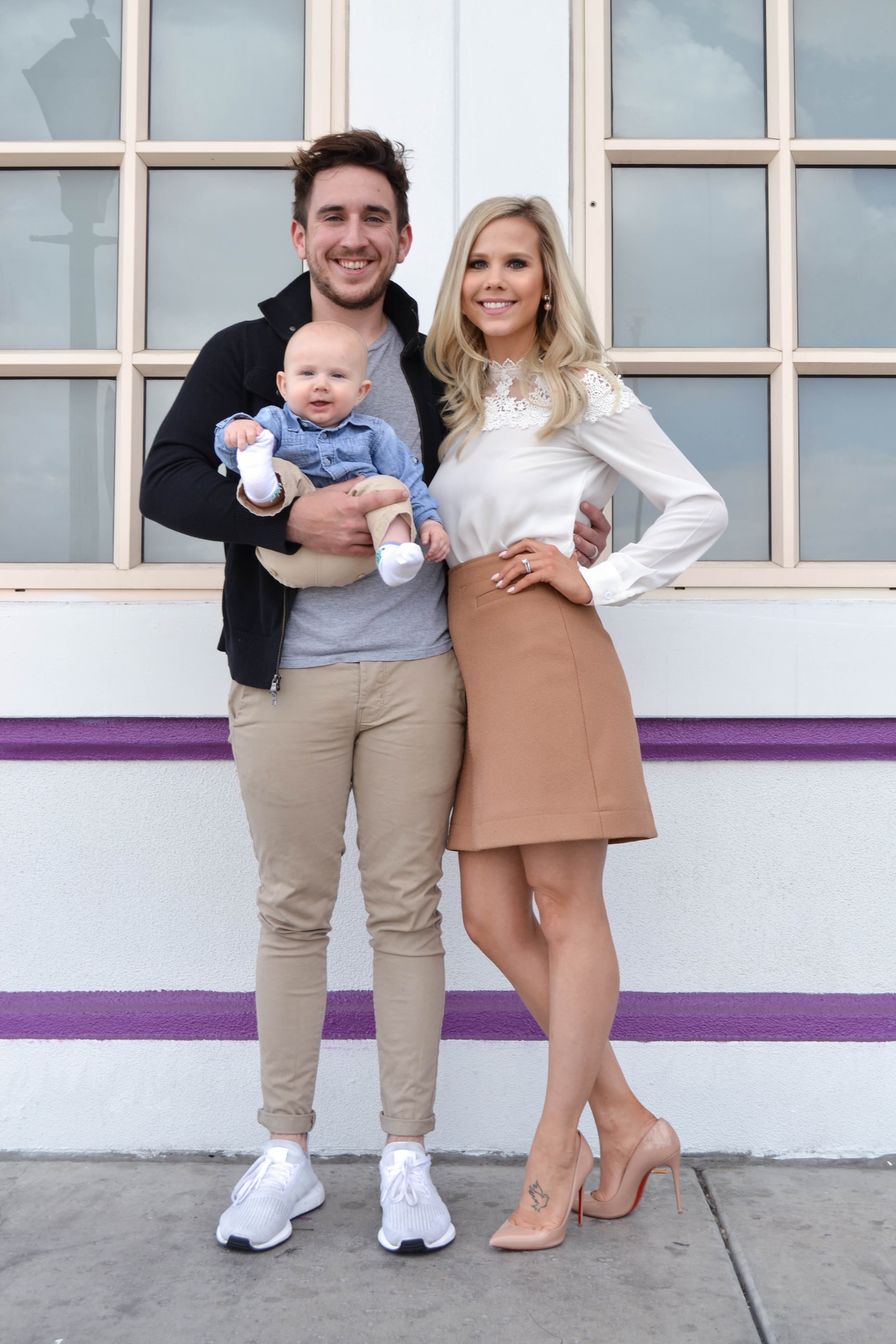 family photo, mom and baby, mommy blogger, fashion blogger family