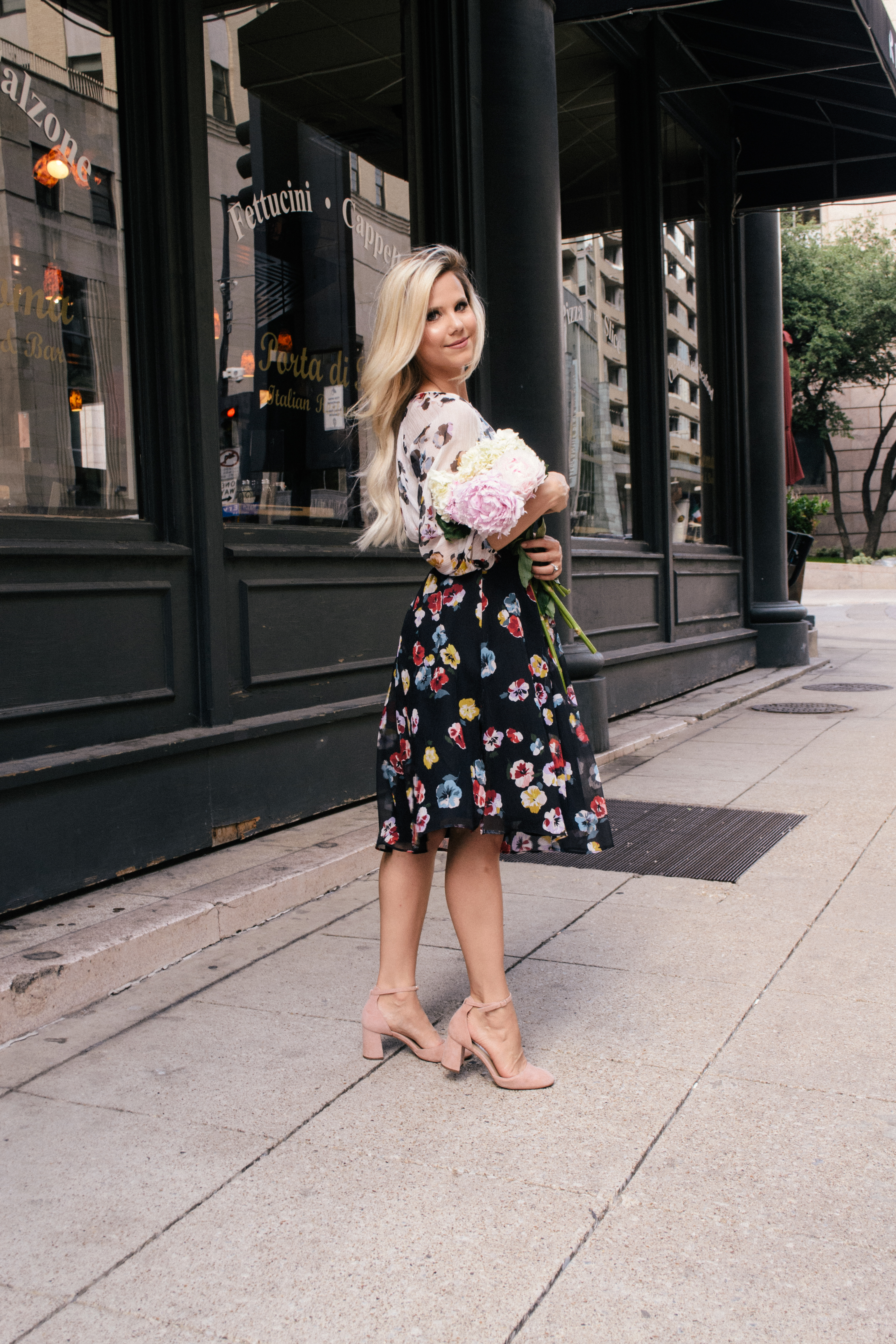 floral contrast belt, Glam Life Living, Dallas blogger, blonde blogger, long blonde hair 