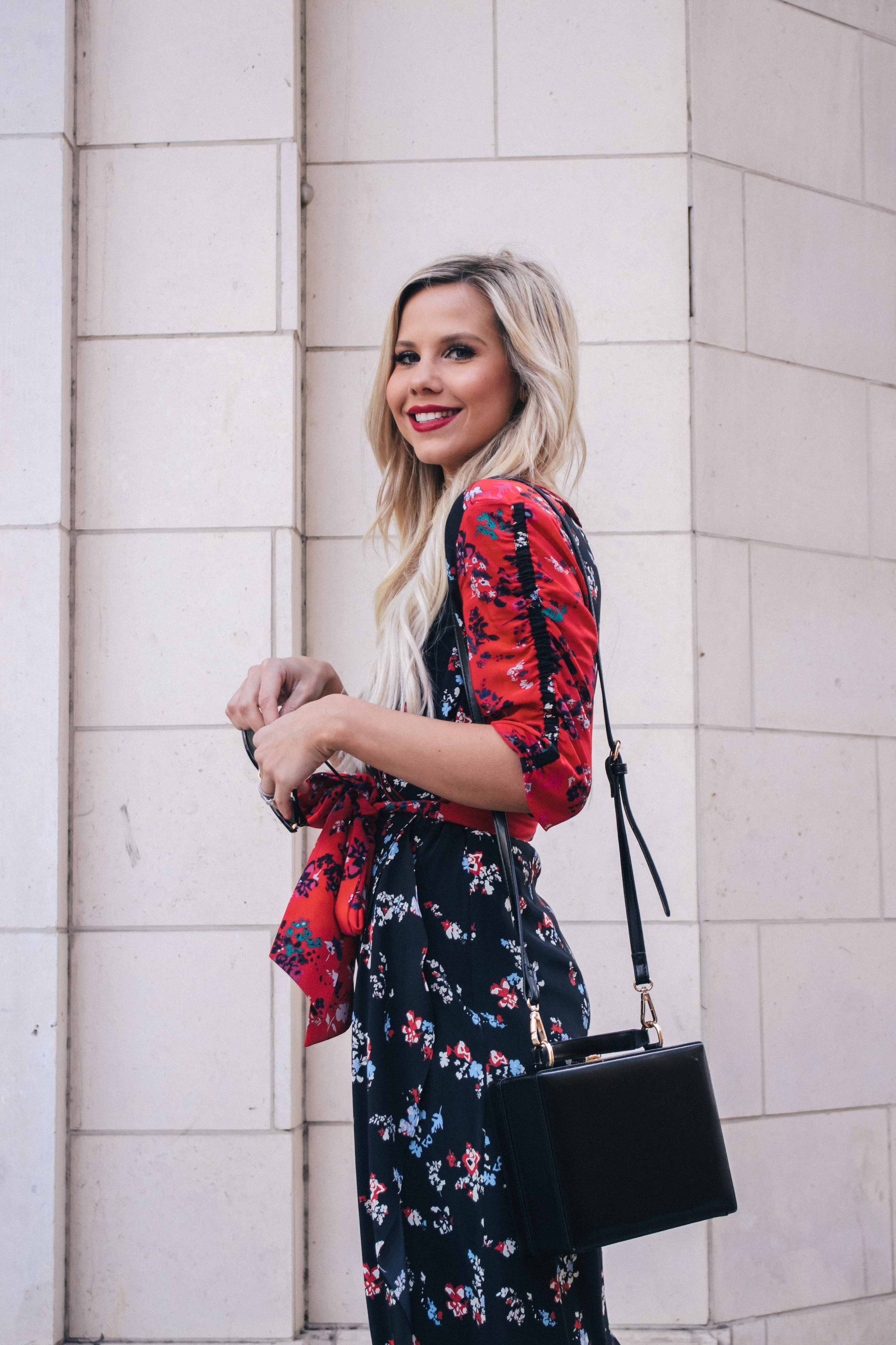 Dallas Fashion Blogger in Tanya Taylor red and black dress #holidaydress