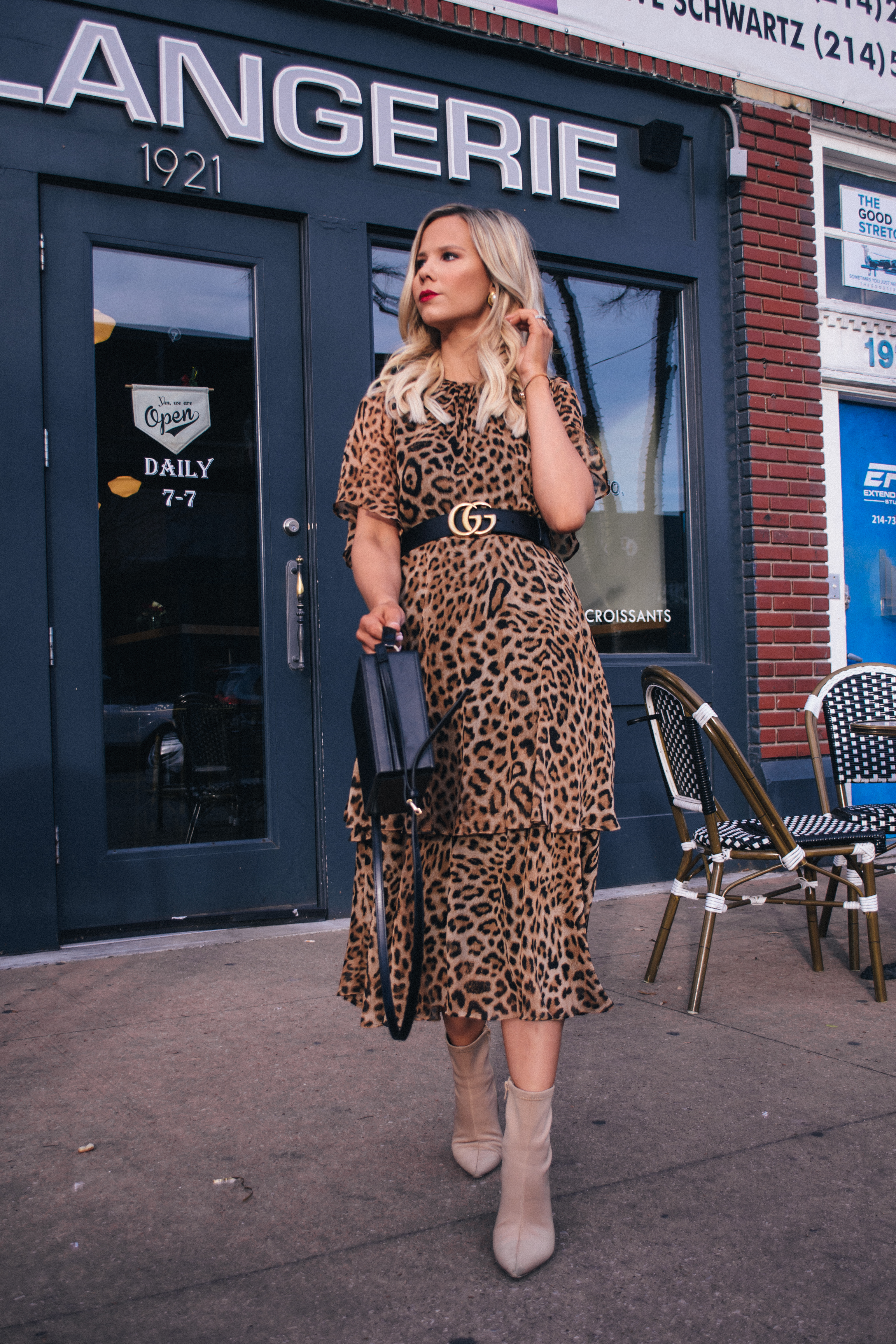Leopard dress with Gucci Belt, dallas blogger, leopard fashion, leopard style #leopard #fashion #blogger