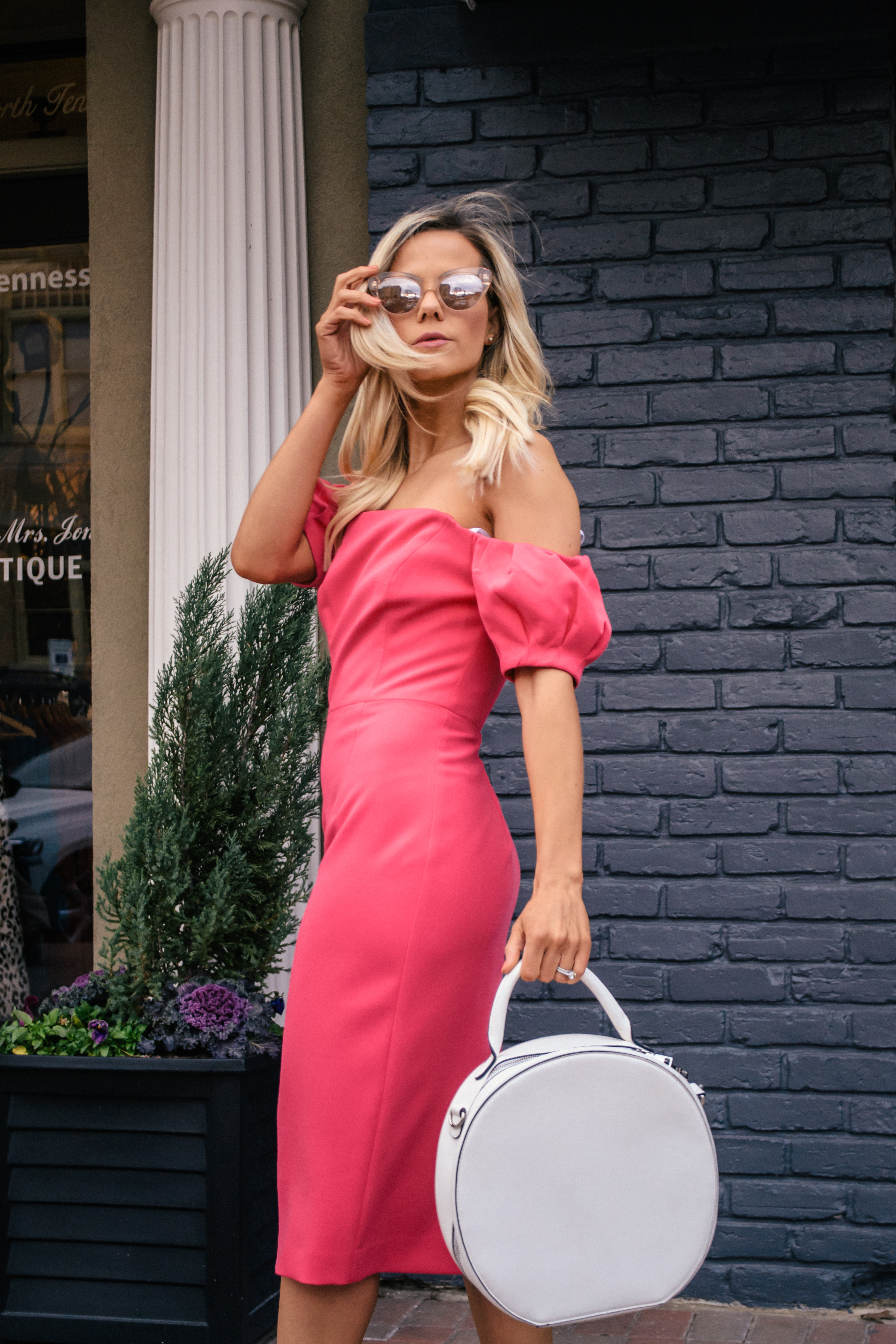 Valentine's Day Outfit, What to Wear for VDay, Day outfit, galentine's day, valentine's day gifts, #galentinesday #valentinesday #vdayoutfit #vday 