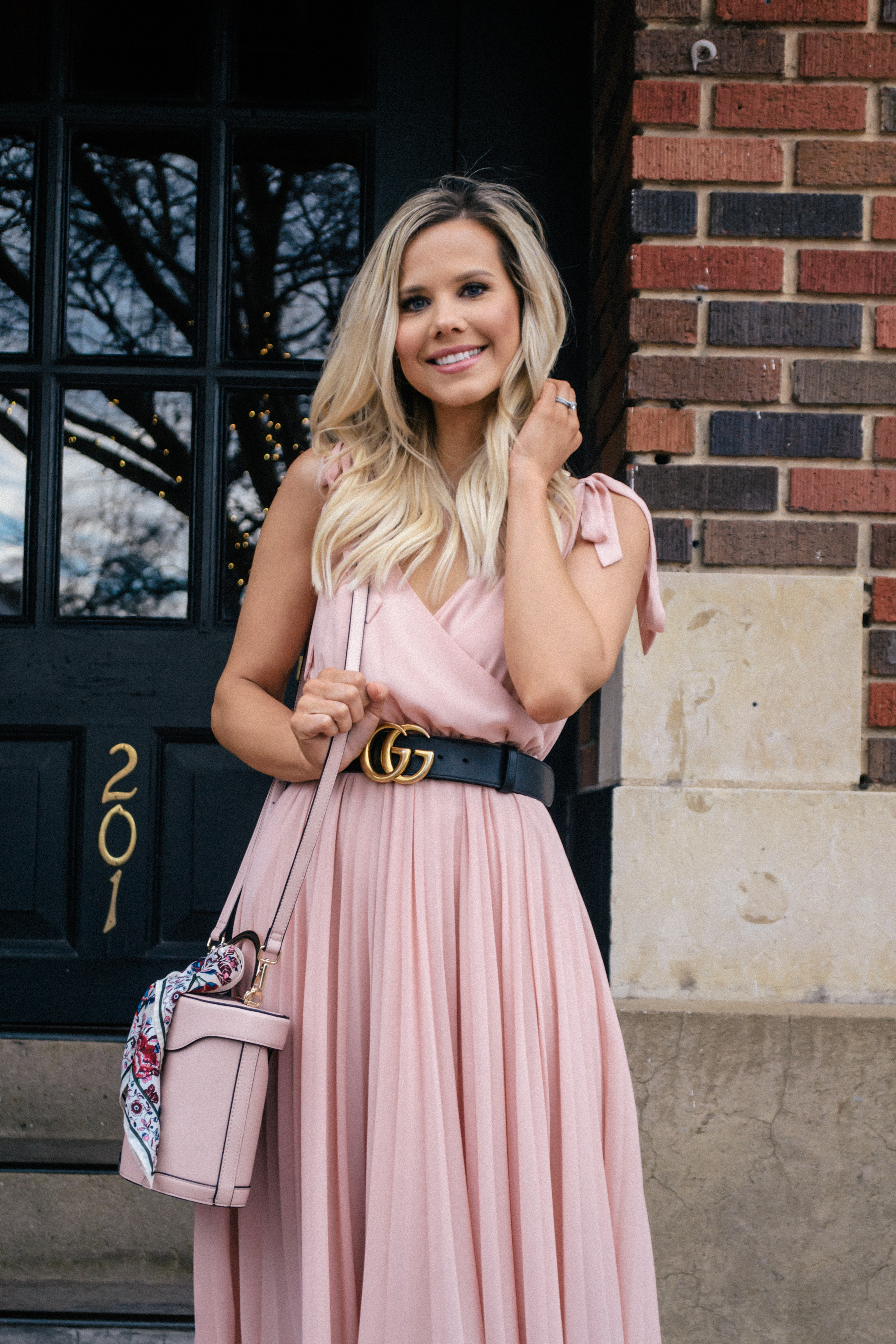 Pink pleated dress for Valentine's Day #vday #valentinesday #vdayoutfit #pinkdress