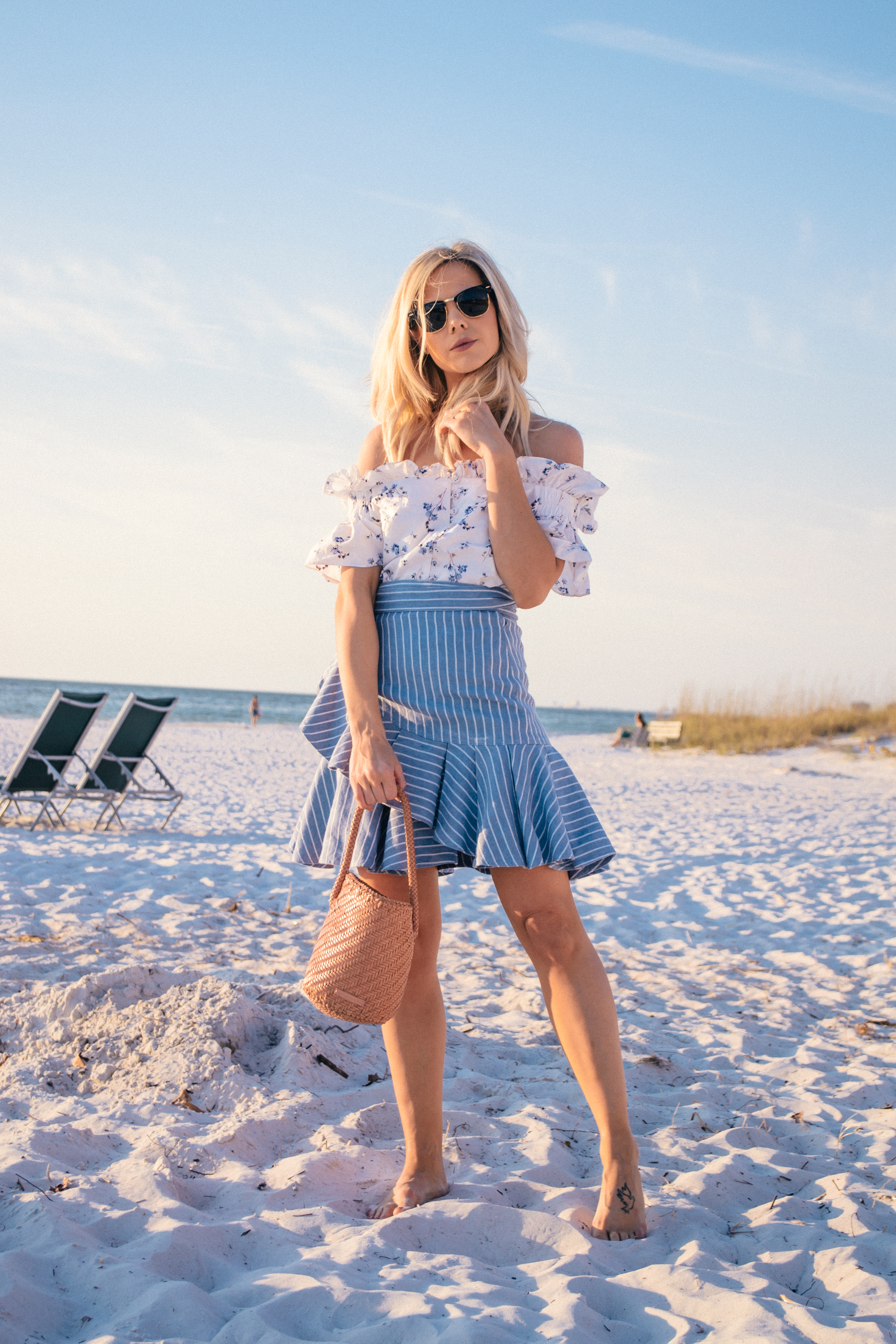 Cute beach style, vacation style, florida outfit #florida blogger #beach #vacatin #beachstyle