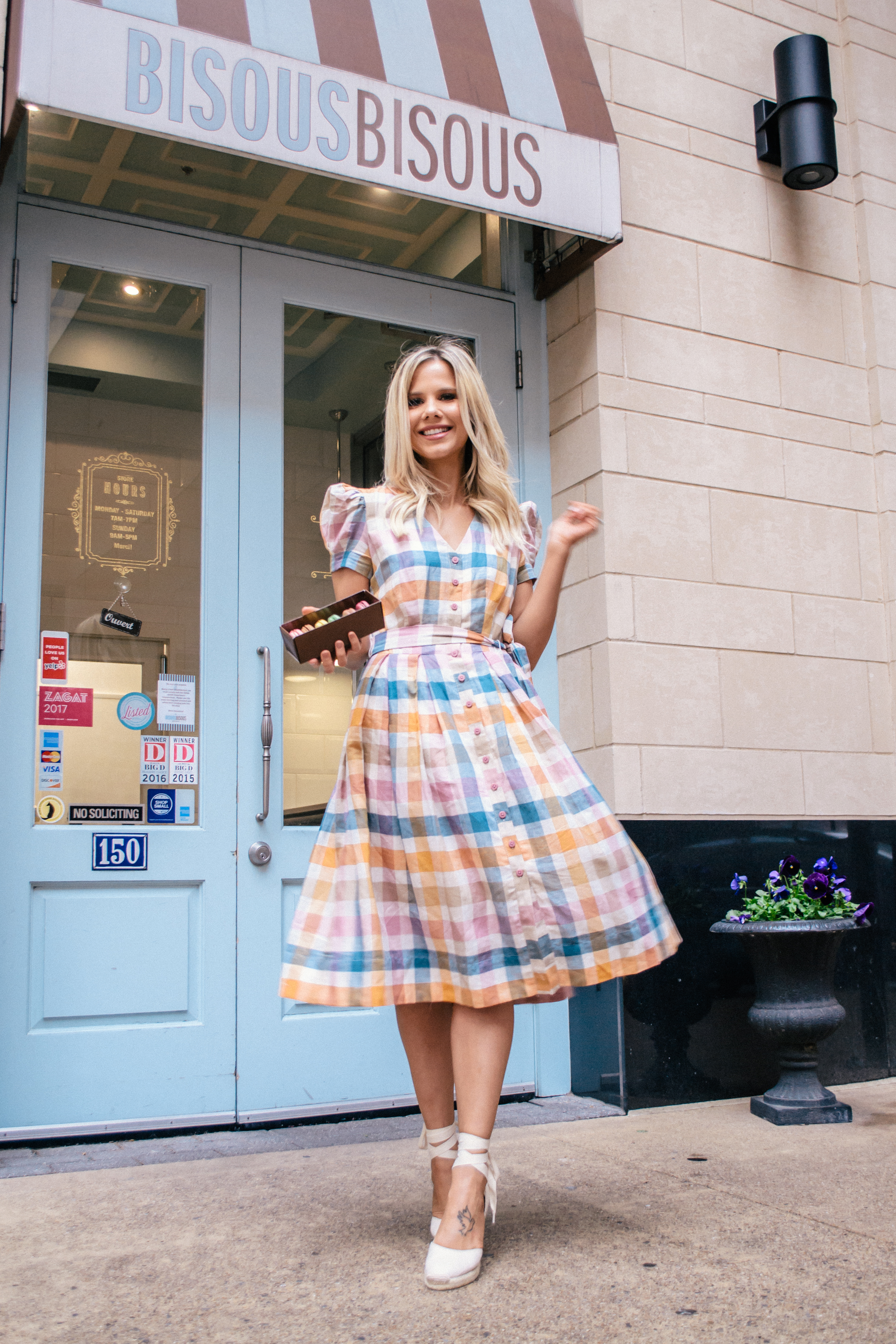 Gal Meets Glam Poppy Dress, spring dress, colorful plaid dress, spring dress, spring style #galmeetsglam #gmg #poppydress #plaiddress