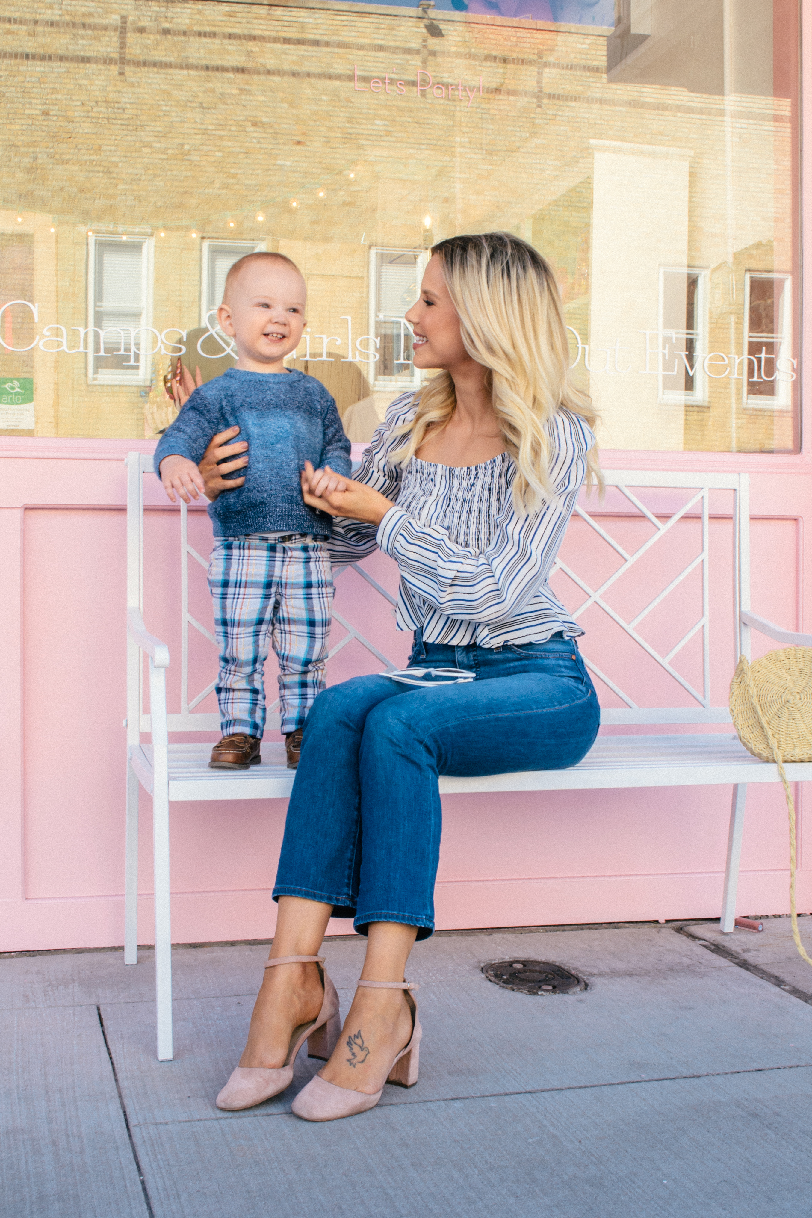 Instagram mom, toddler mom, mom outfit, mom life, mom blogger, mommy blogger, stylish mom, Glam Life Living #momblogger #momlife #mommyblogger