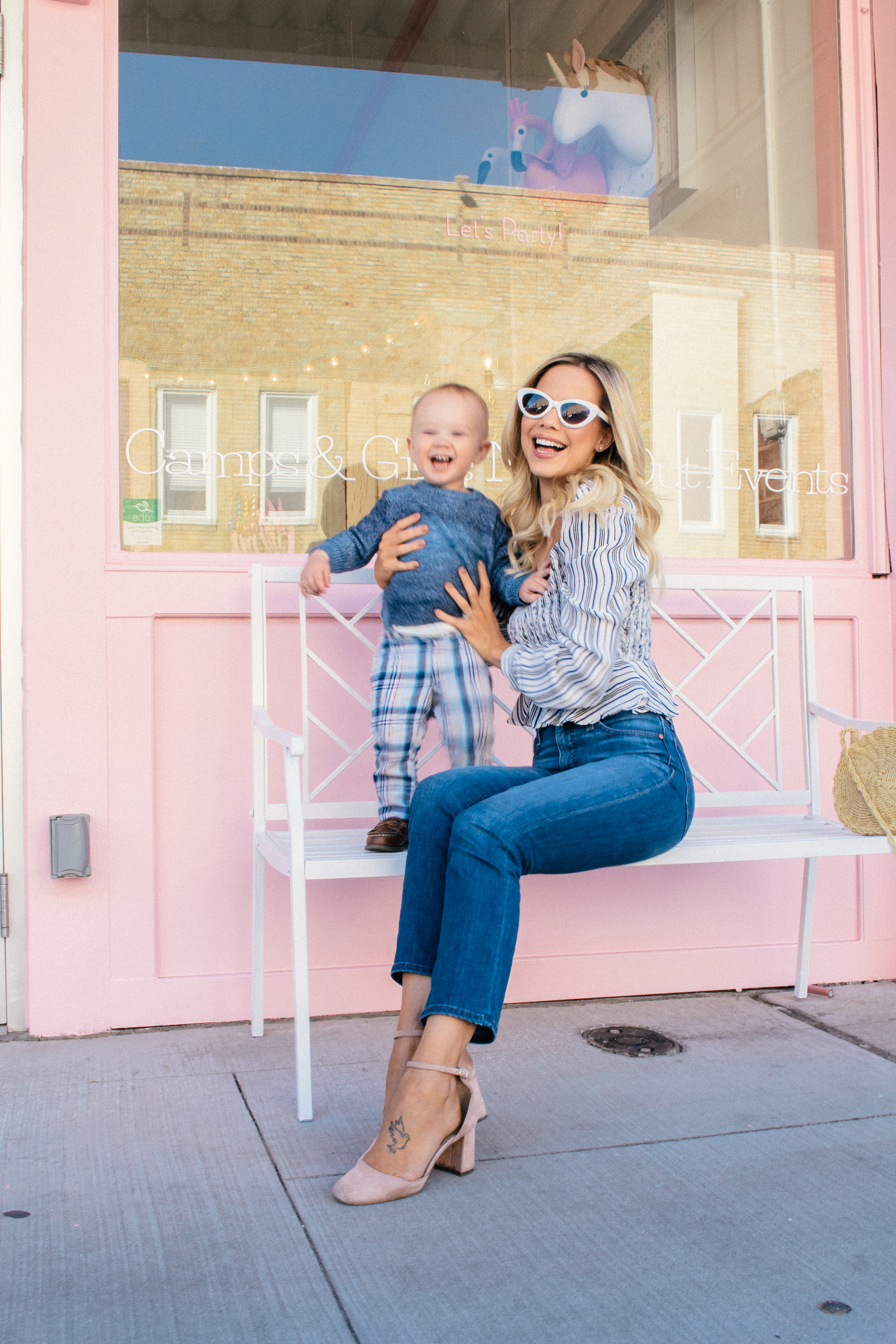 Instagram mom, toddler mom, mom outfit, mom life, mom blogger, mommy blogger, stylish mom, Glam Life Living #momblogger #momlife #mommyblogger