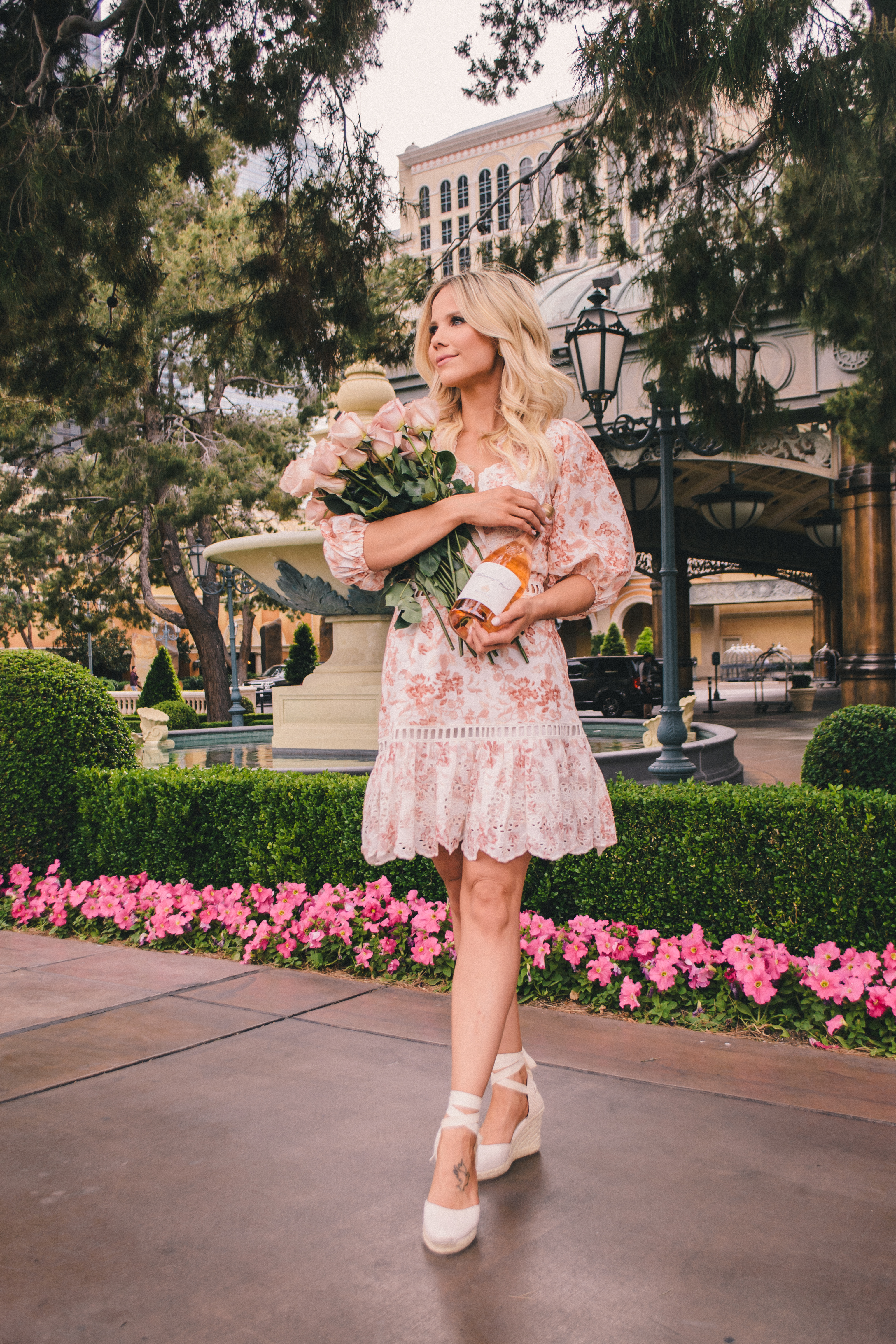 Best Rosé Wines of 2019, rose all day, rosé, rosé wine, best rosé, summer wine, summer wine 2019, Saylor Taya Floral V-Neck Half-Sleeve Mini Dress #rosé #roseallday #summerdress #summer2019