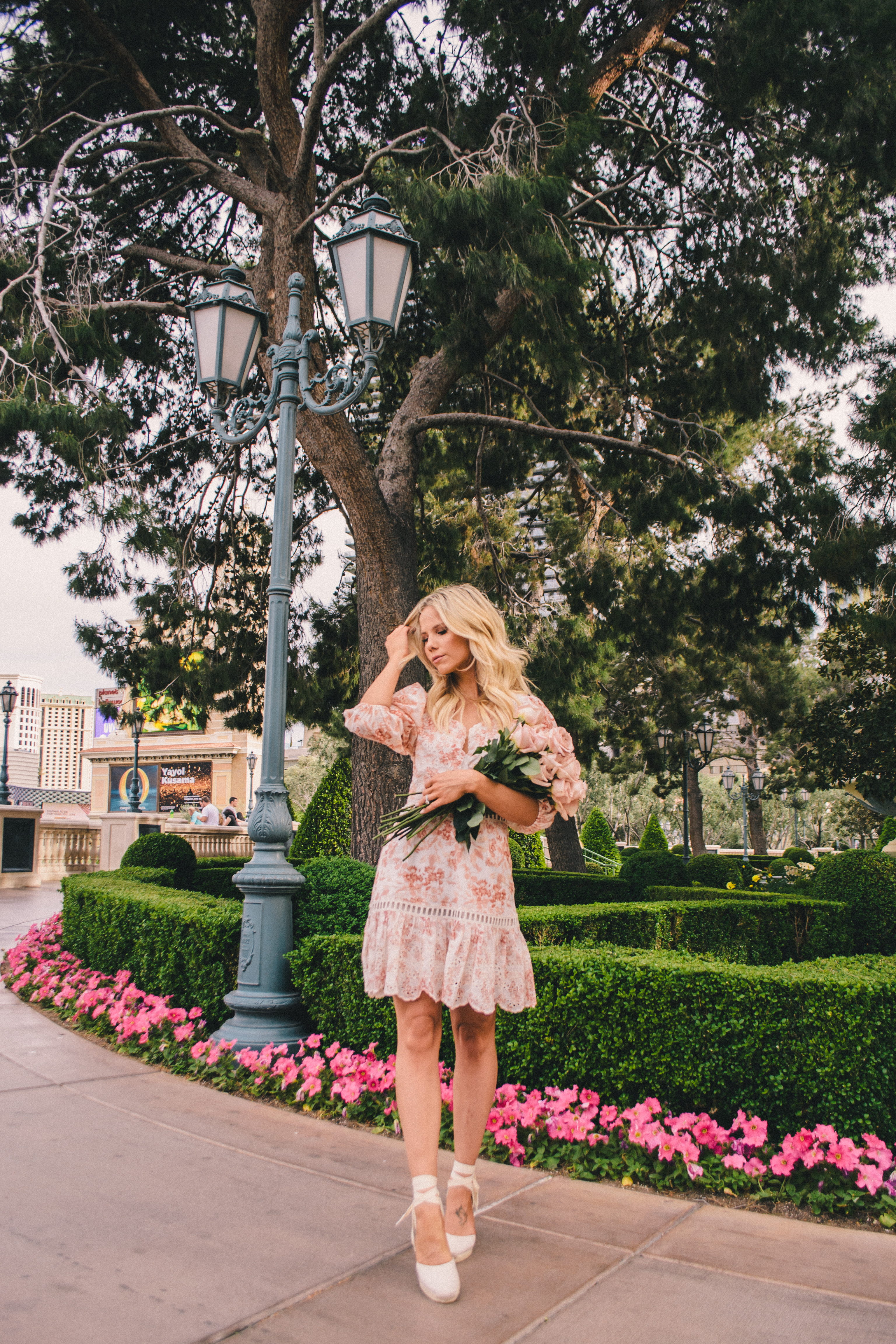 Best Rosé Wines of 2019, rose all day, rosé, rosé wine, best rosé, summer wine, summer wine 2019, Saylor Taya Floral V-Neck Half-Sleeve Mini Dress #rosé #roseallday #summerdress #summer2019