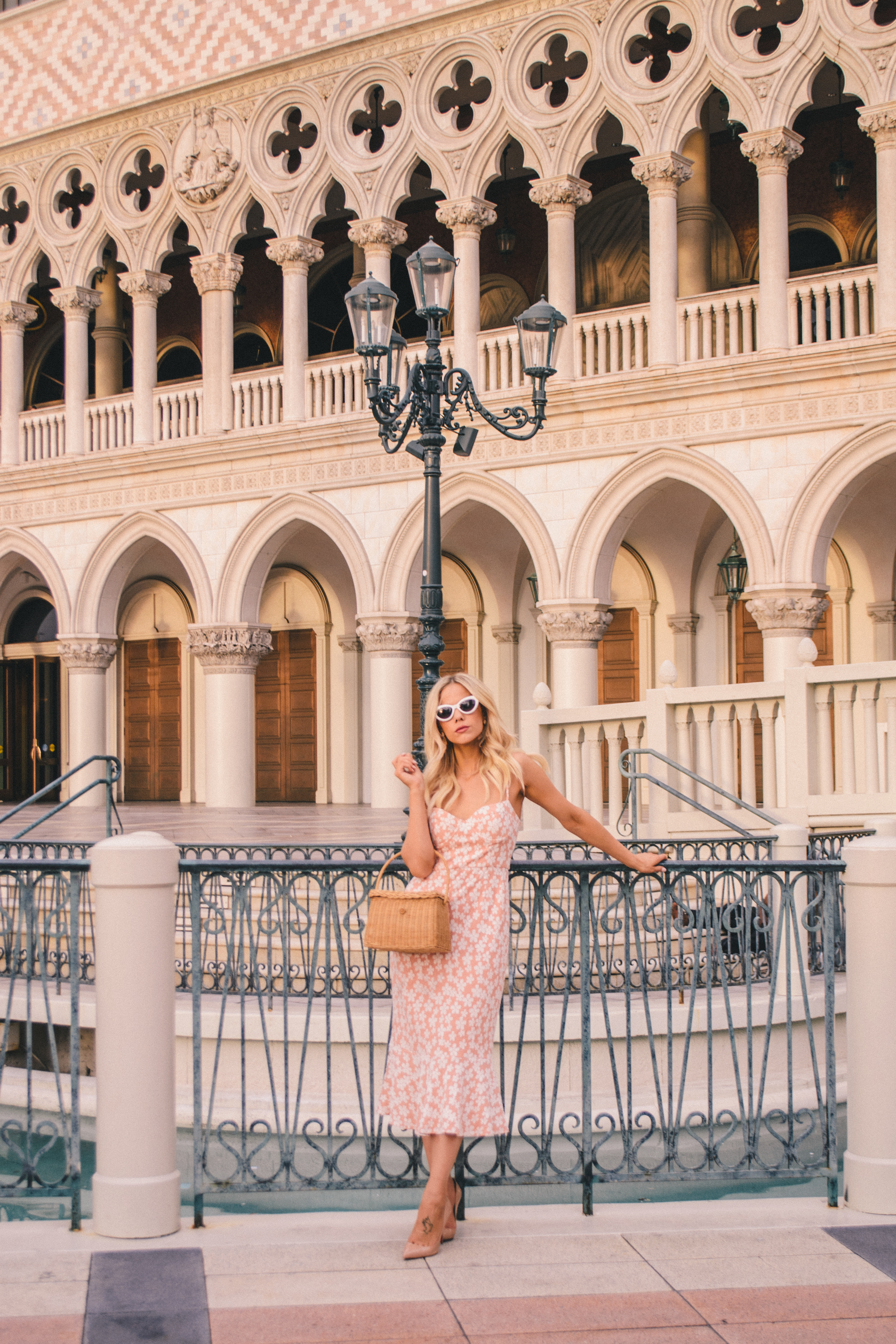 Las Vegas blogger, Las Vegas outfit, summer 2019 style, rattan bags, raffia bags, rattan accessories. Las Vegas Instagram #rattan #raffia