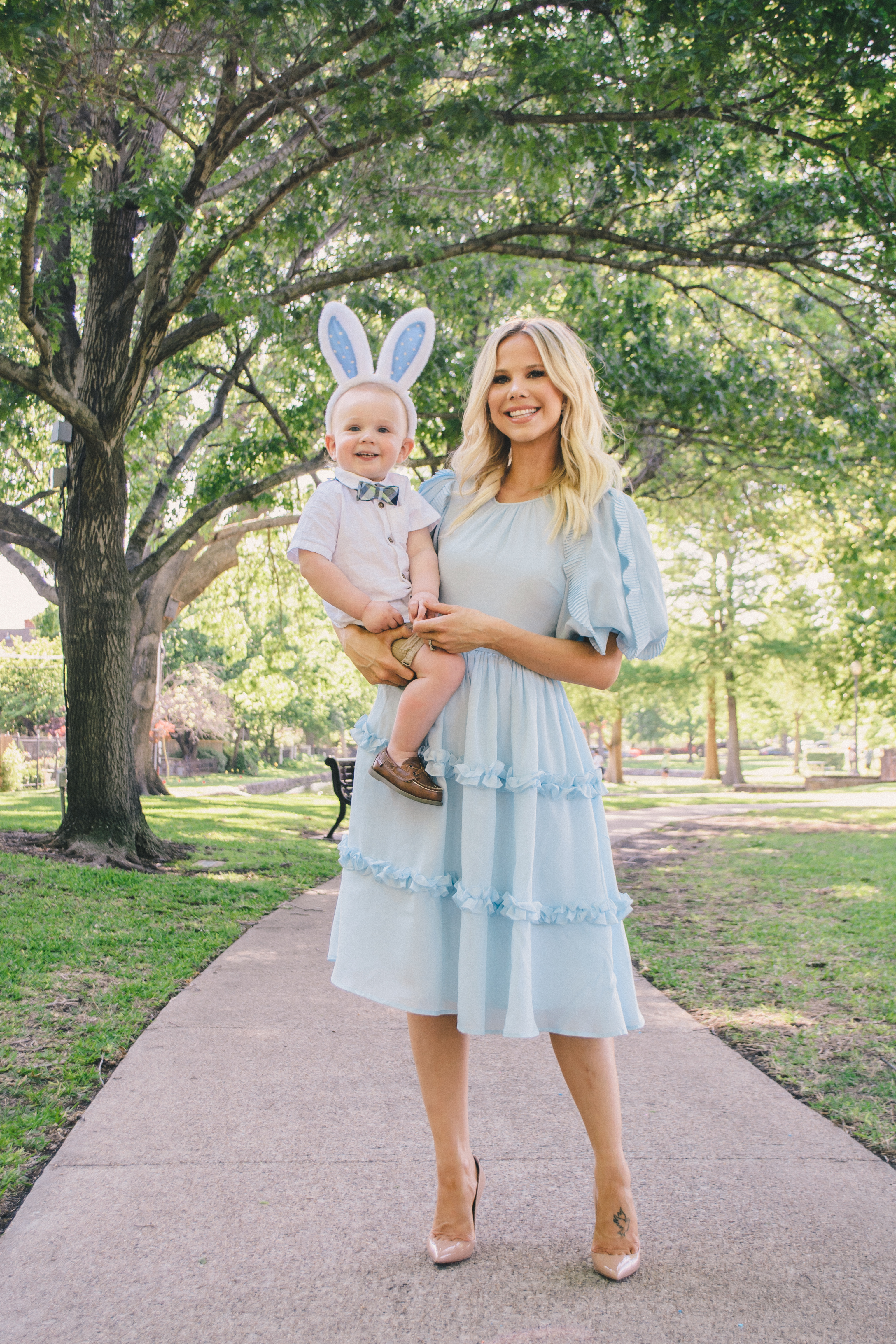 Easter Family Photos, family photos, family pictures, easter #easter #familyphotos