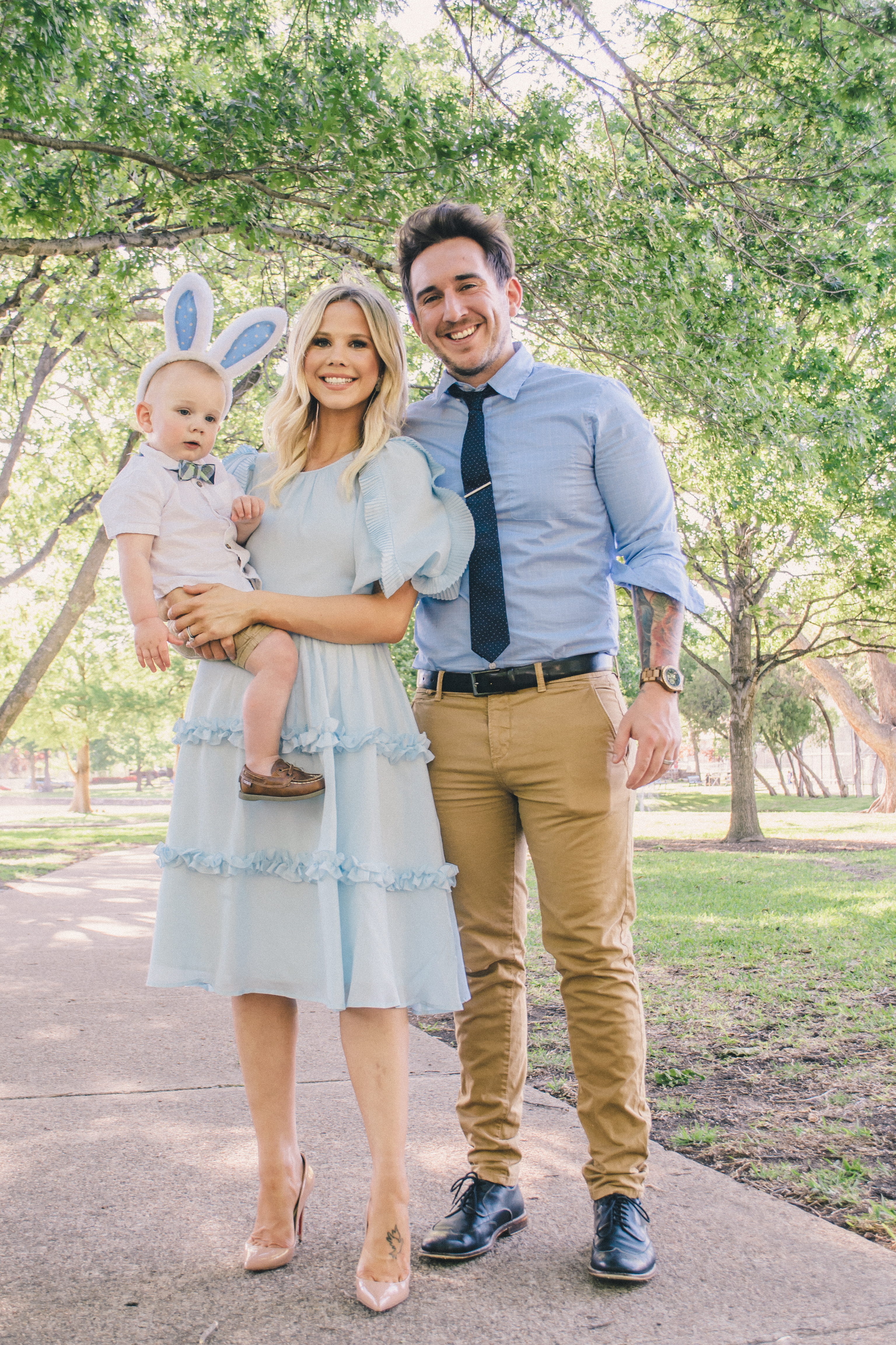 Easter Family Photos, family photos, family pictures, easter #easter #familyphotos