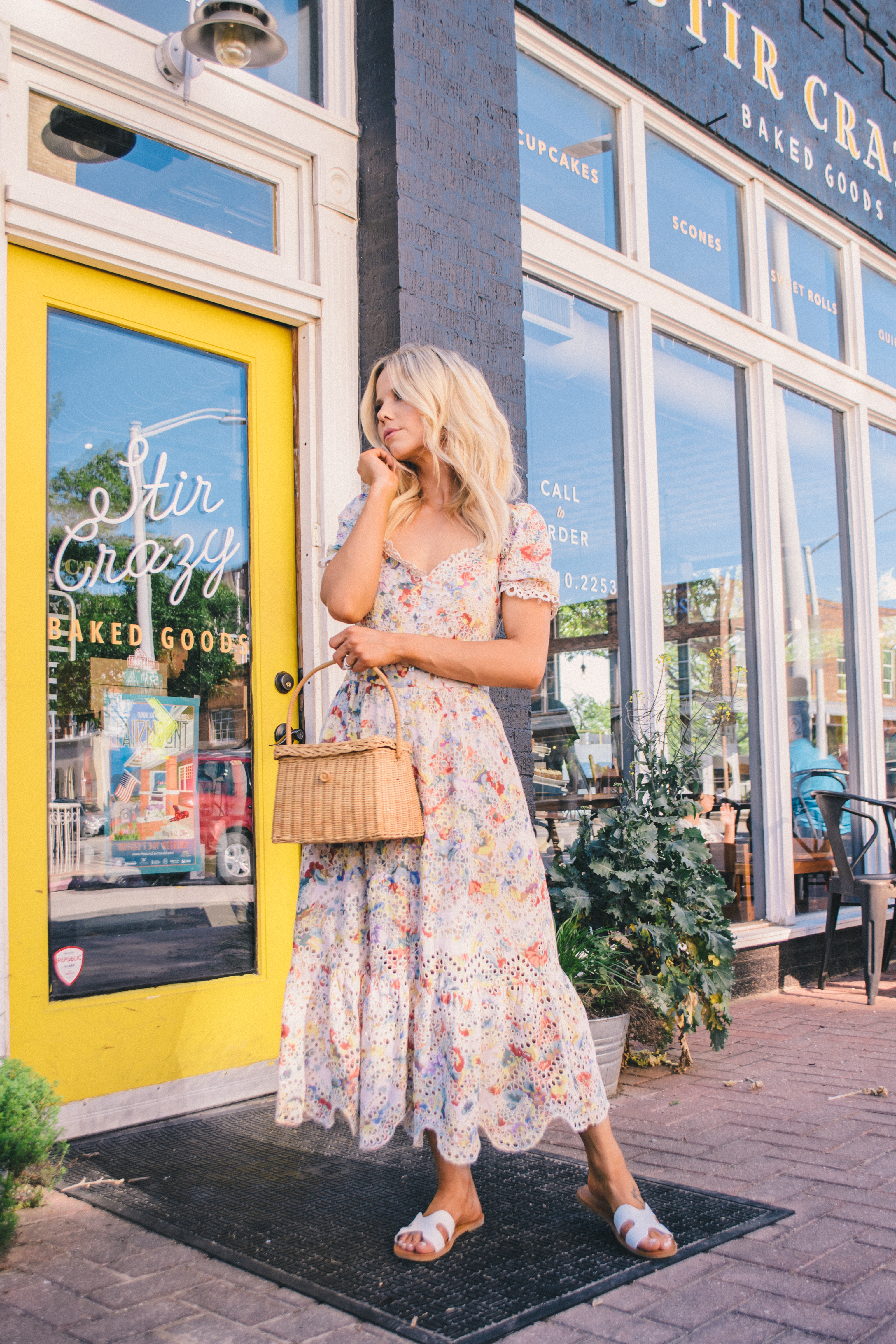 summer style 2019, summer fashion, summer dress, basket bag, feminine style, Glam Life Living, Hannah McDonnell #summerstyle 