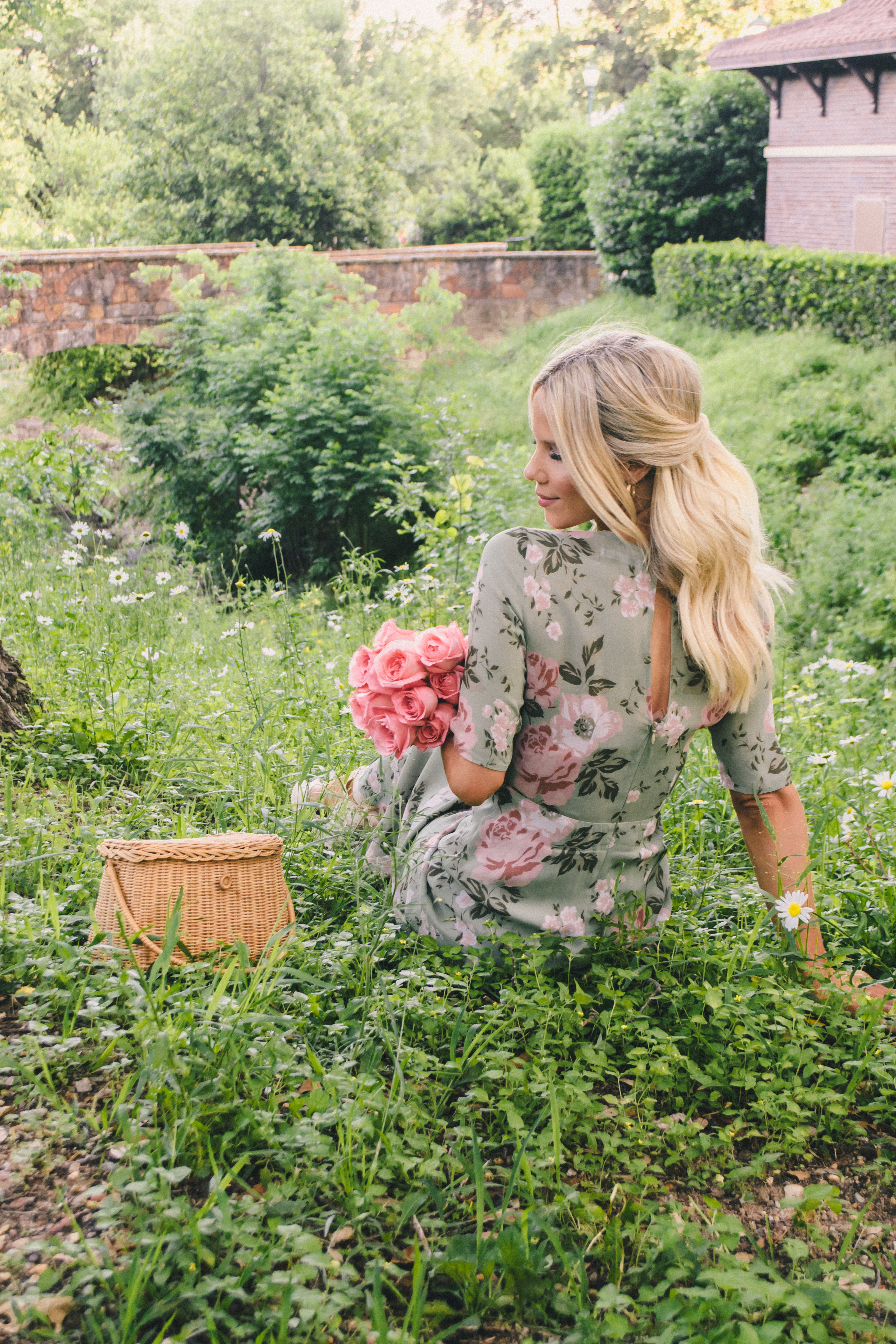 Mother's Day Gifts 2019, guest of wedding dress, basket bag, mother's day #mothersday