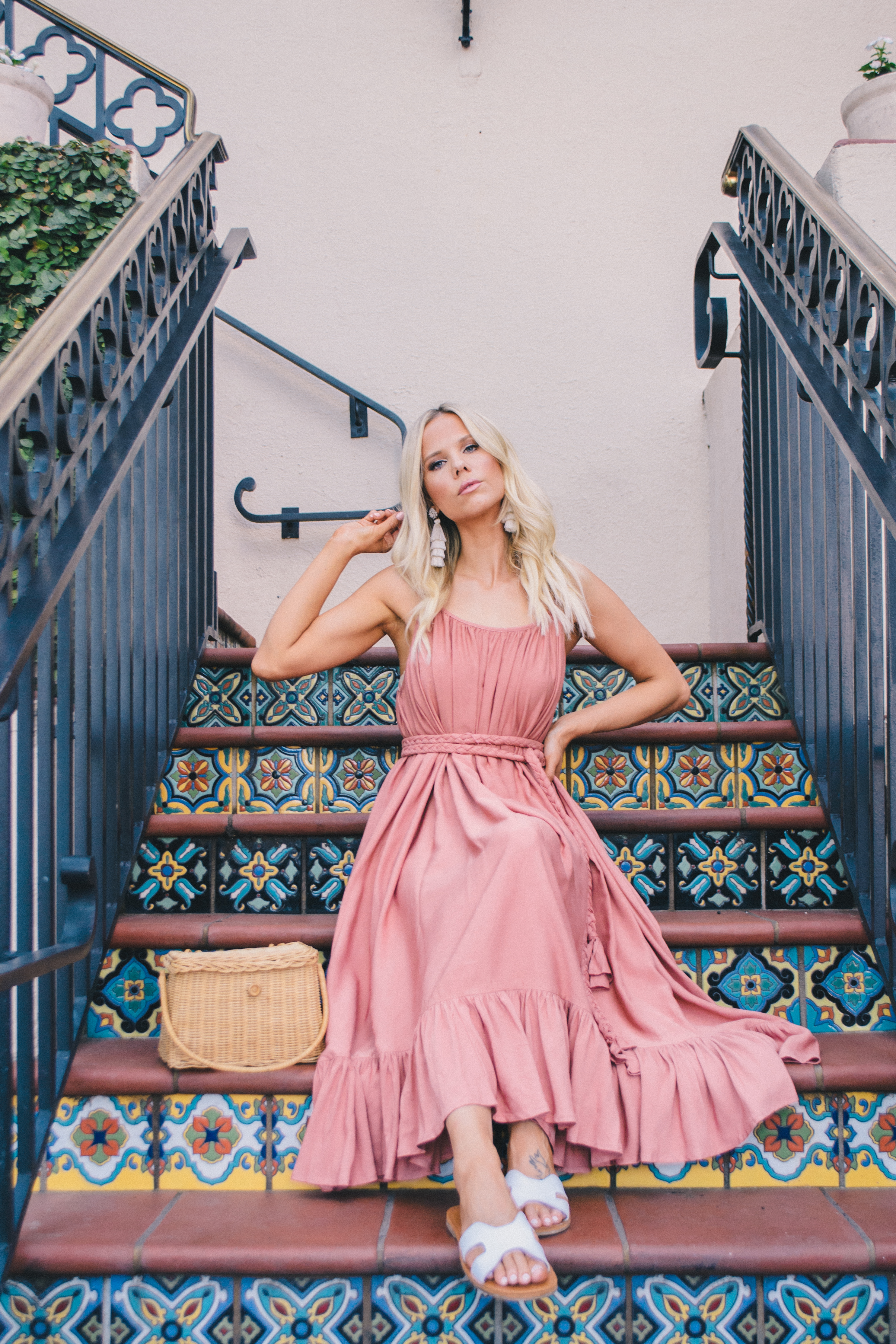 Red Dress flowy belt midi dress perfect for a beach getaway #beachgetaway #reddress #vacation #summerstyle