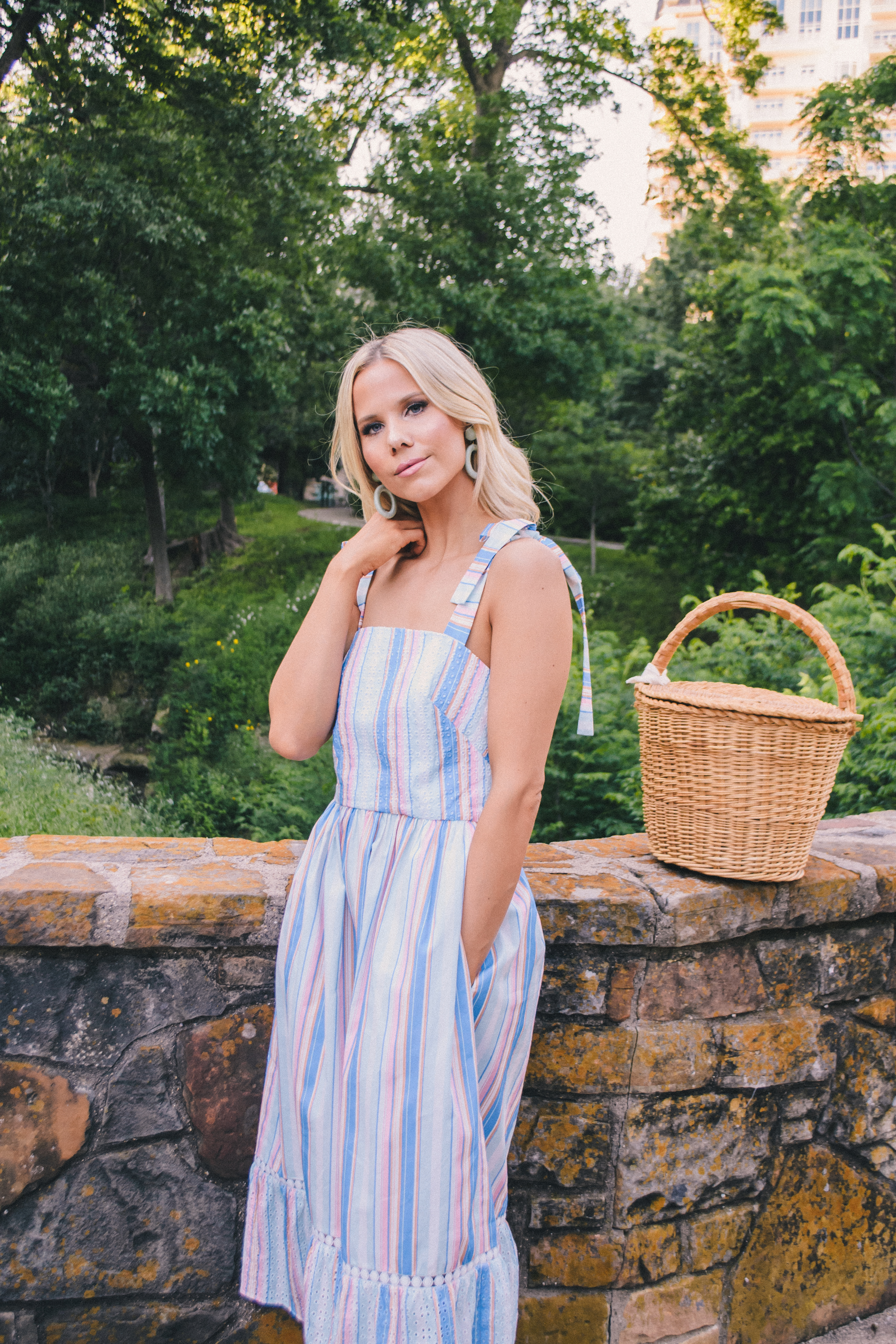 Striped Maxi Dress Shoshanna, maxi dress for a picnic, summer outfit, summer style, picnic outfit, glam life living, Hannah McDonnell #picnic #maxidress