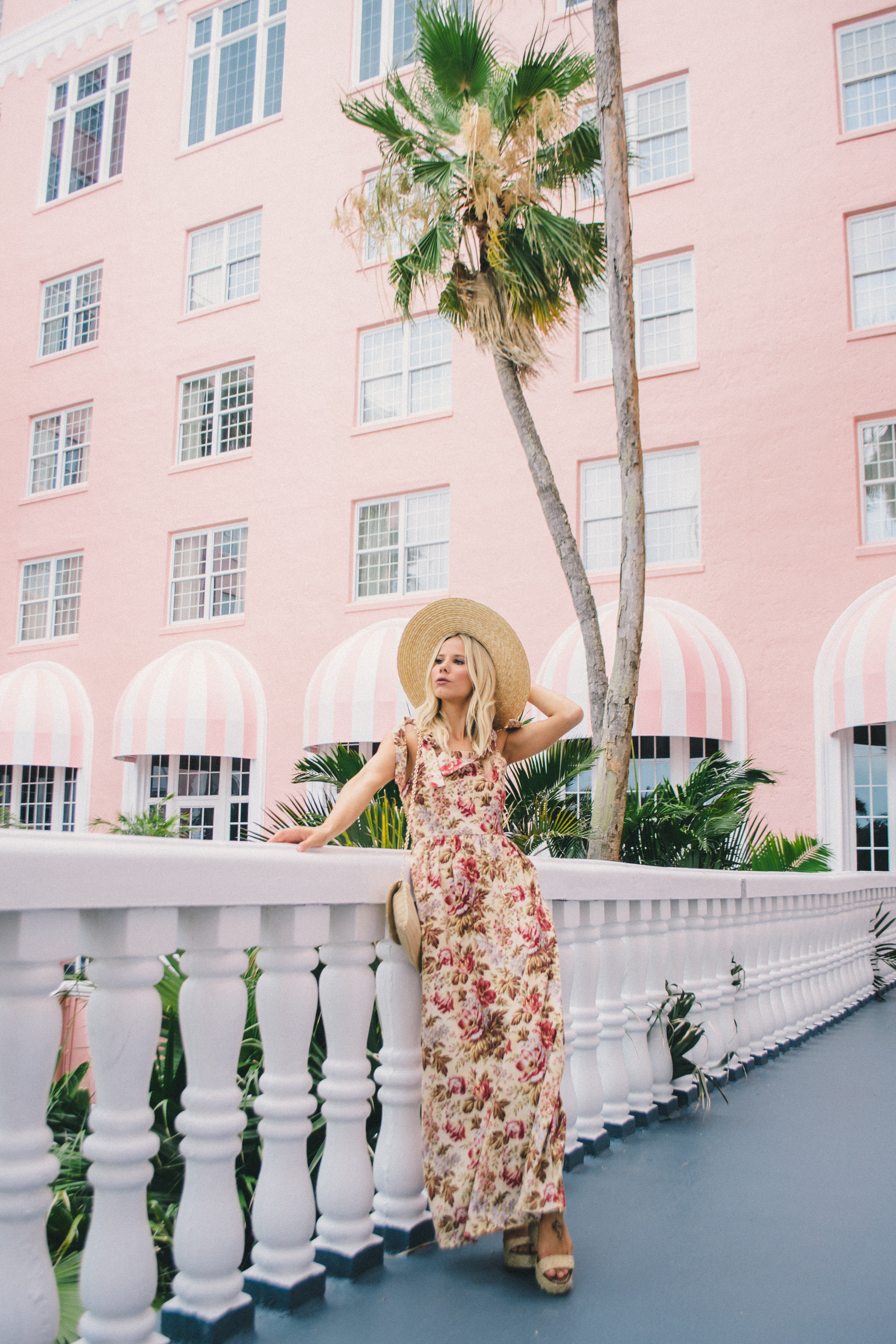 Gal Meets Glam vintage floral maxi dress, vacation outfit, vacation style, Tampa Blogger, The Don Cesar #vacationstyle #floralmaxidress