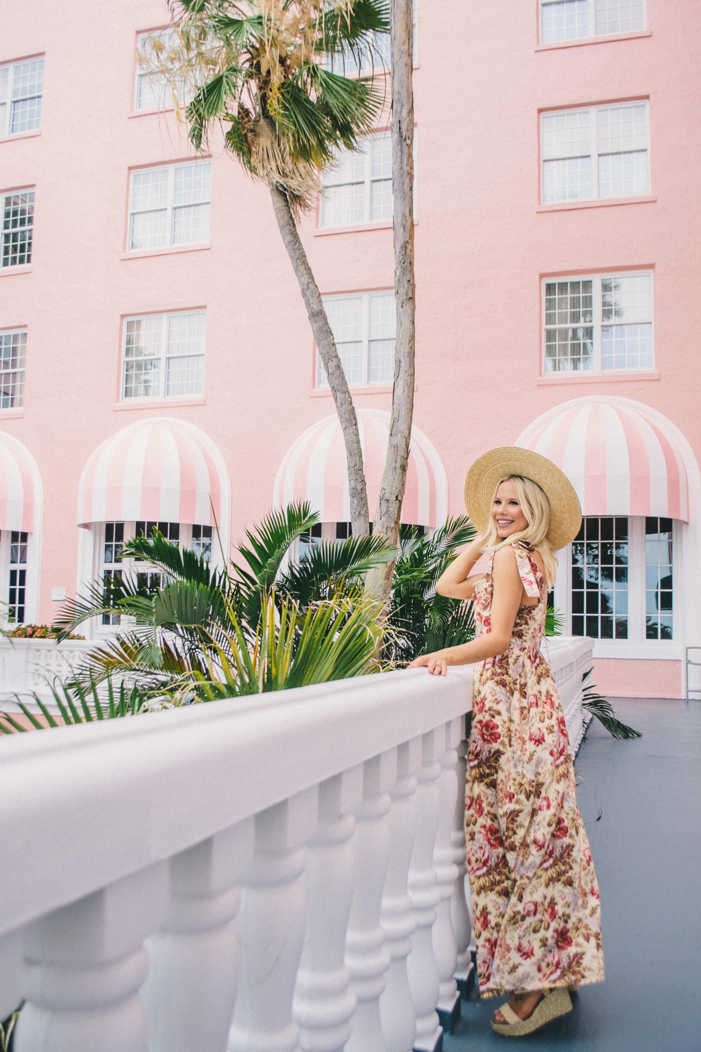 Gal Meets Glam vintage floral maxi dress, vacation outfit, vacation style, Tampa Blogger, The Don Cesar #vacationstyle #floralmaxidress #stpete