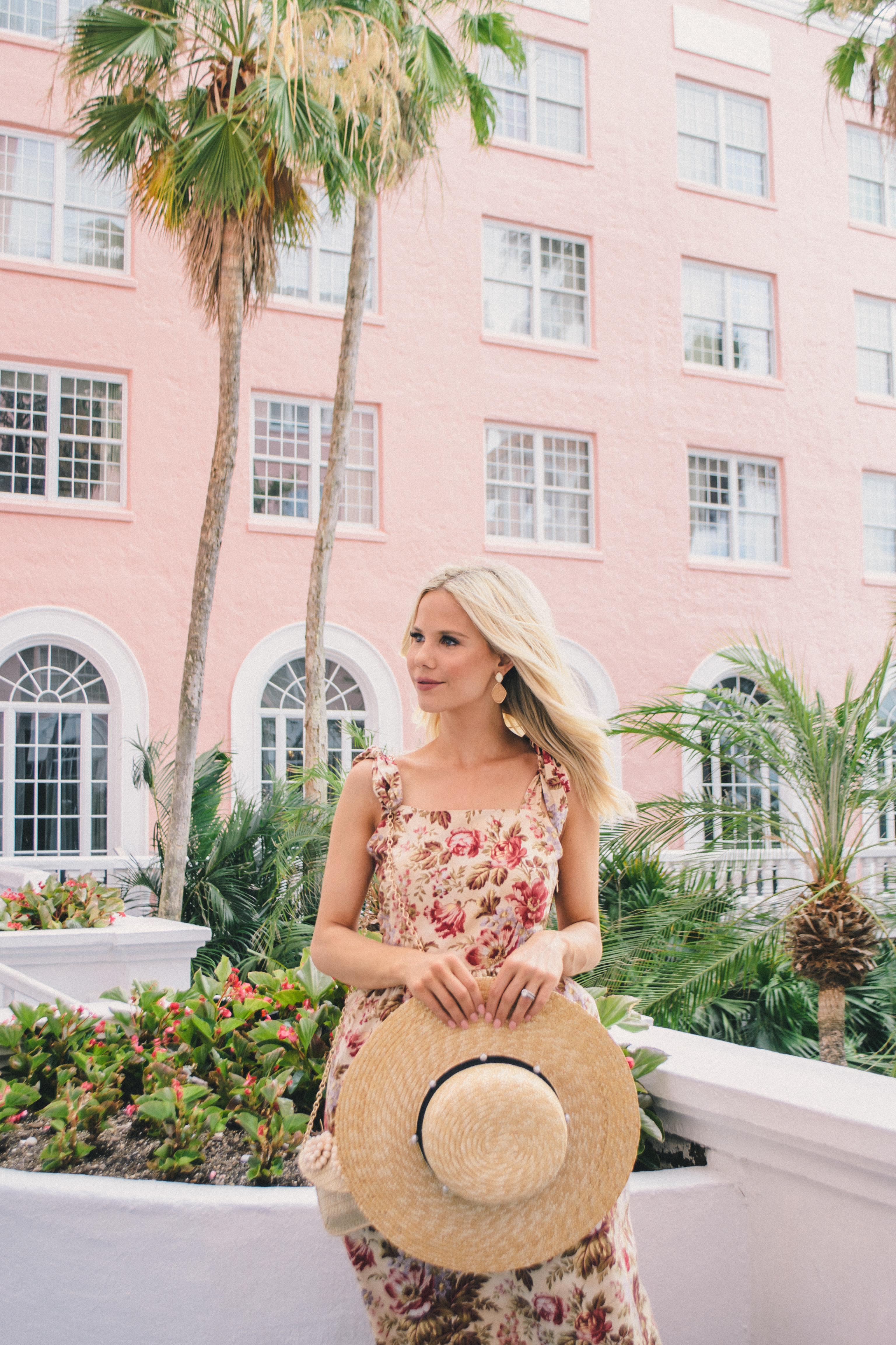 Gal Meets Glam vintage floral maxi dress, vacation outfit, vacation style, Tampa Blogger, The Don Cesar #vacationstyle #floralmaxidress