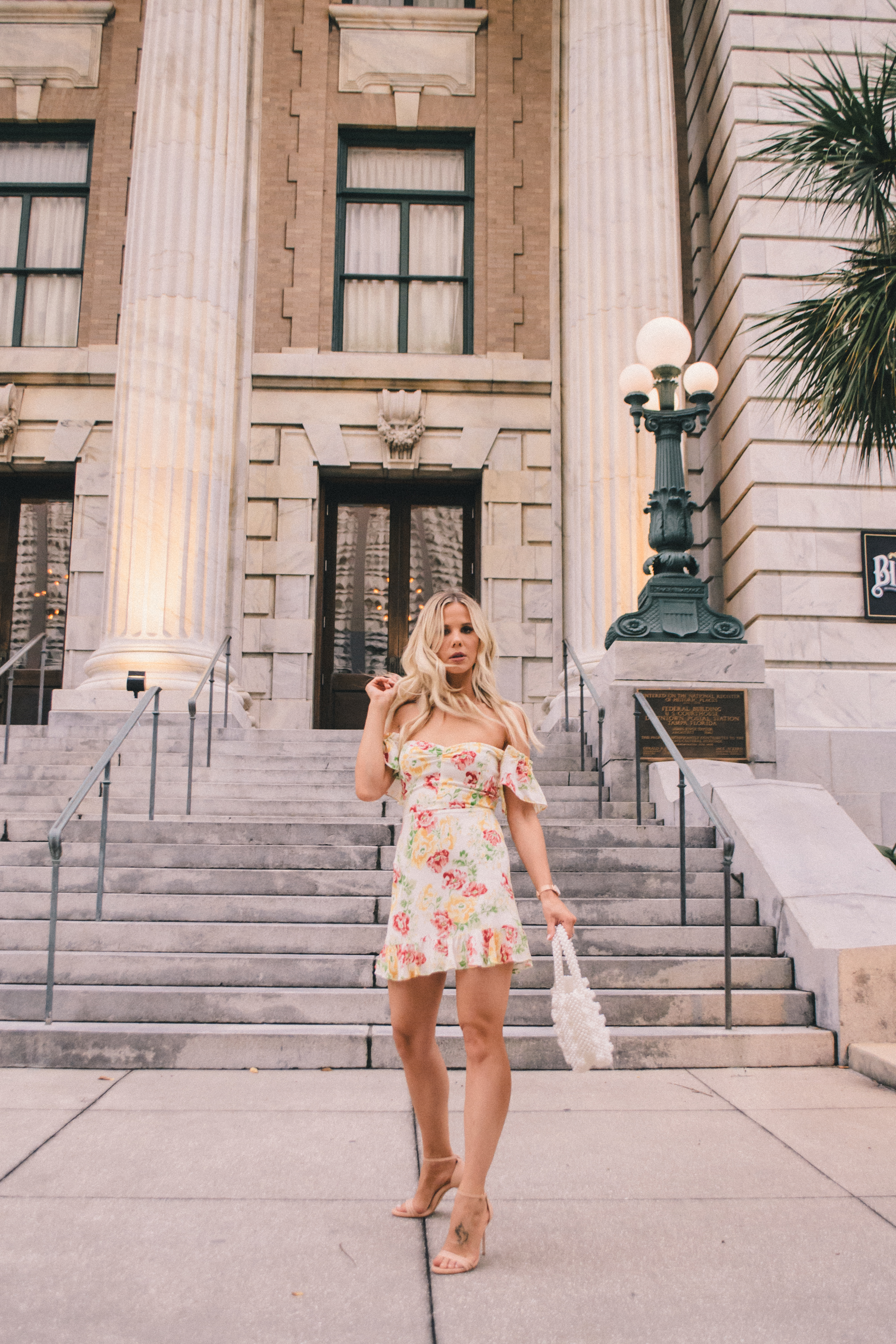 Kissing summer goodbye in a reformation dress #glamlifeliving #tampablogger #summerstyle