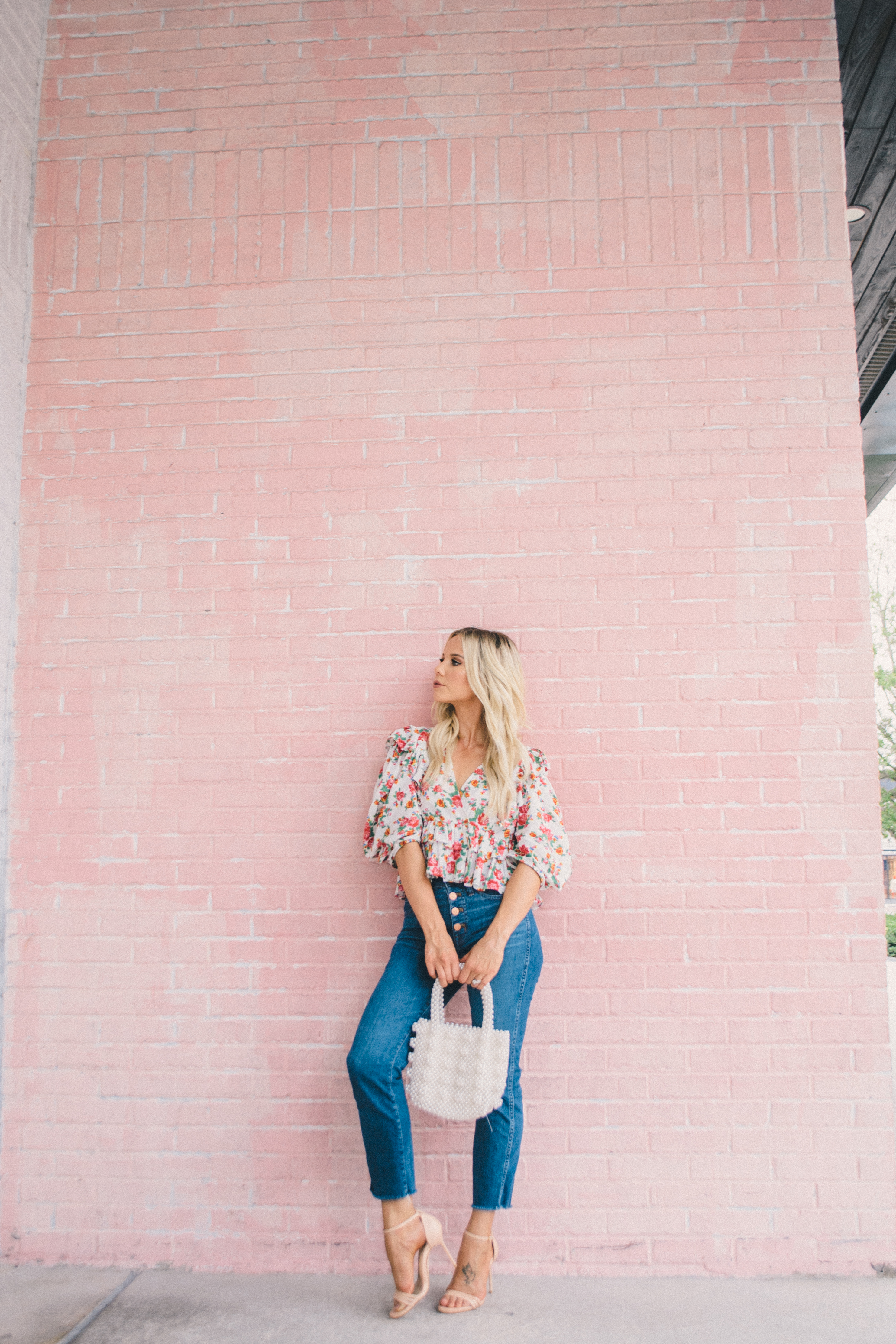 petite denim, vintage denim, floral blouse, Rhode blouse, glam life living, fall outfit, summer to fall outfit, Sarah Flint sandals, pearl handbag 