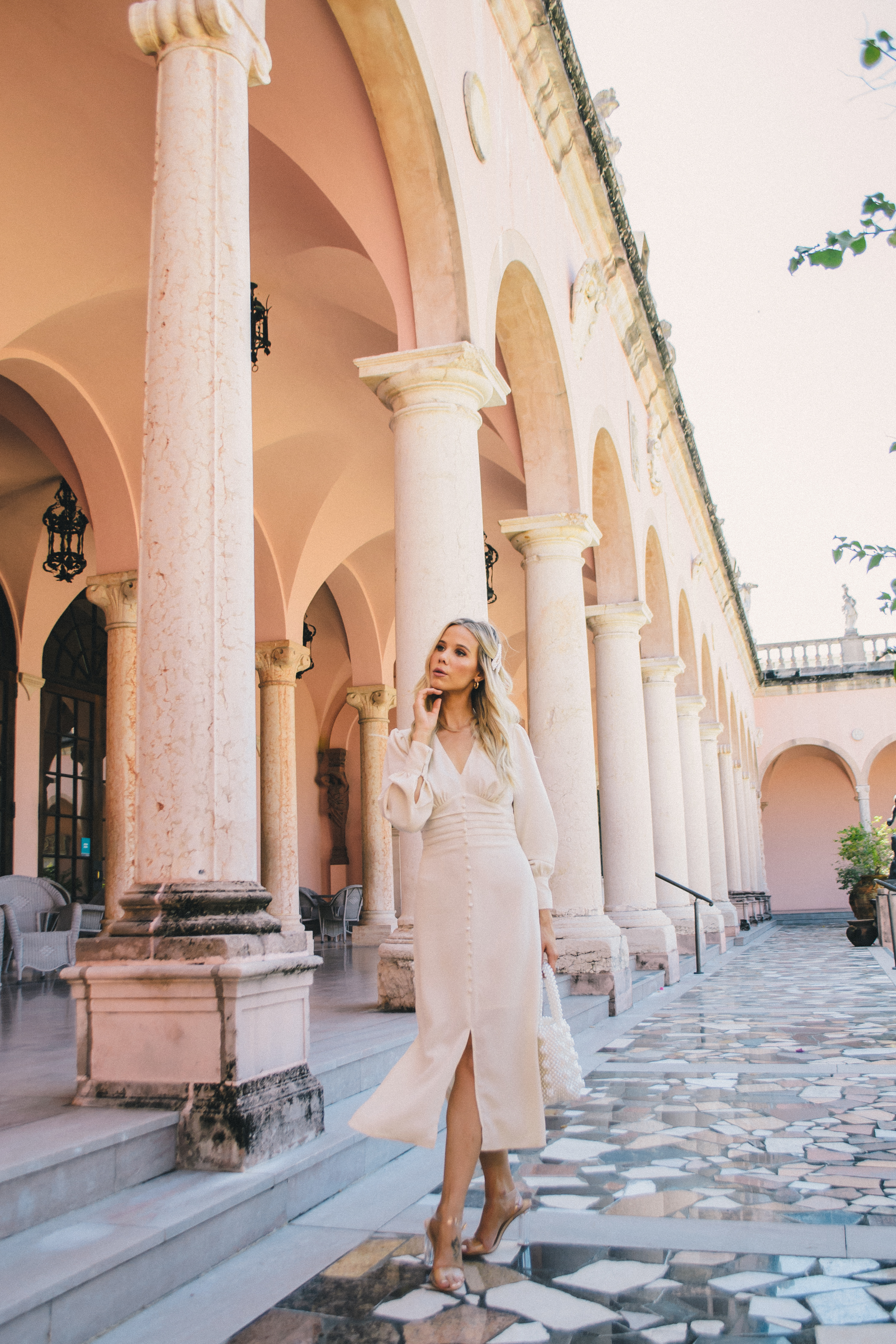 feminine and vintage fall style, all white fall outfit, cream button front vintage dress, glam life living, Hannah McDonnell 