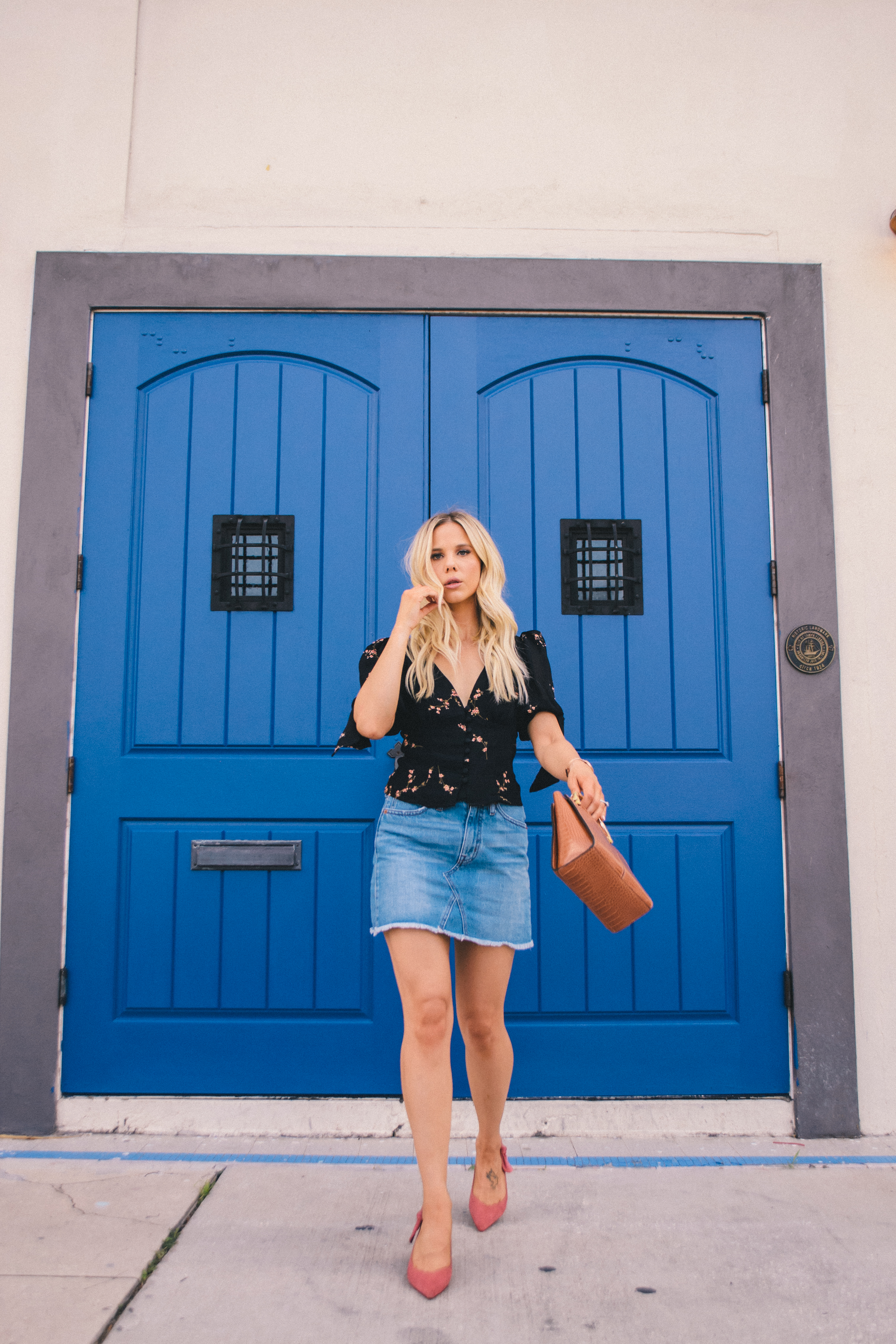 Easy Fall Transition Outfit, Reformation top, denim skirt, fall outfit #fallstyle #fallfashion #falloutfit