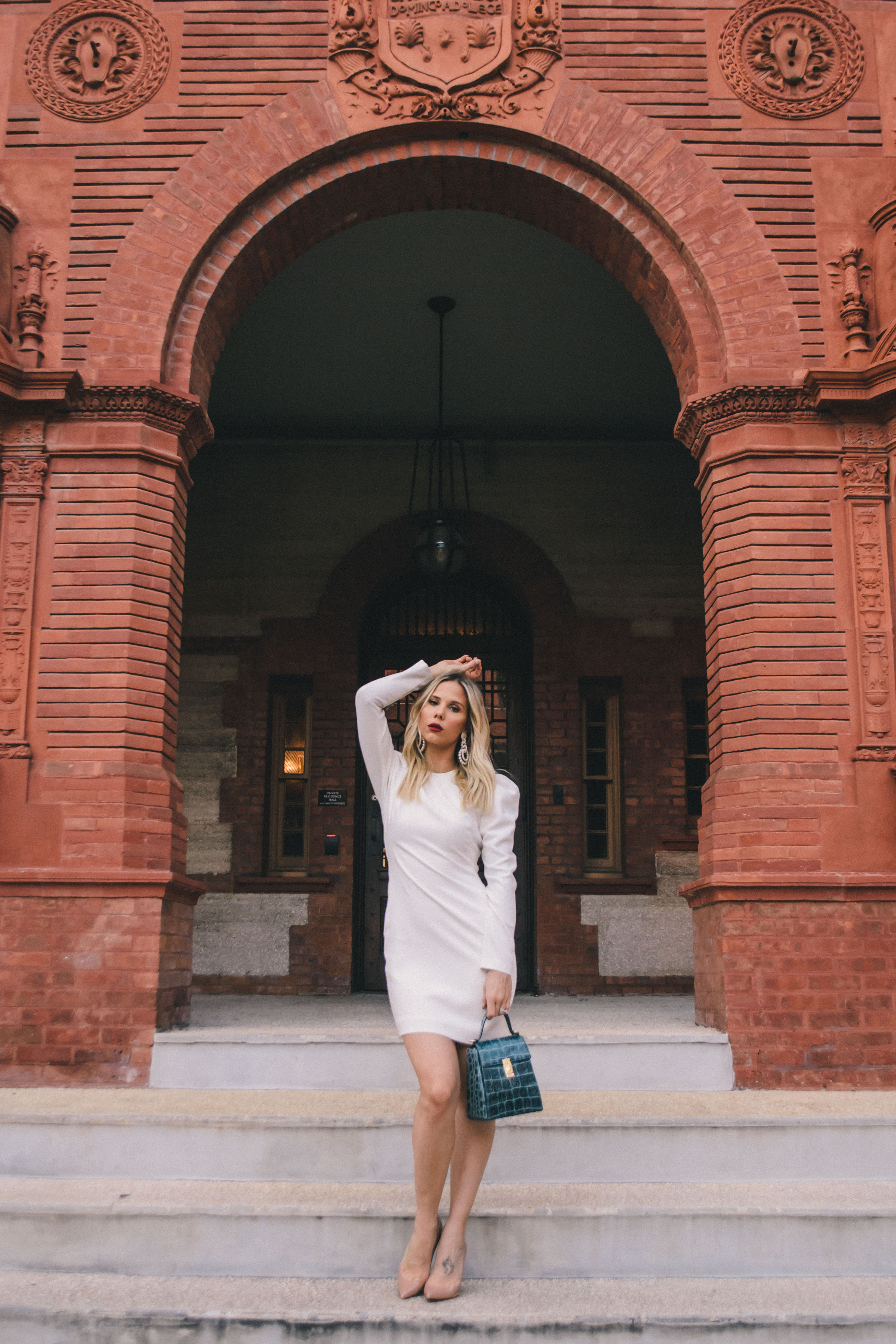 white dress for the holidays #holidayseason #holidayoutfit #littlewhitedress 